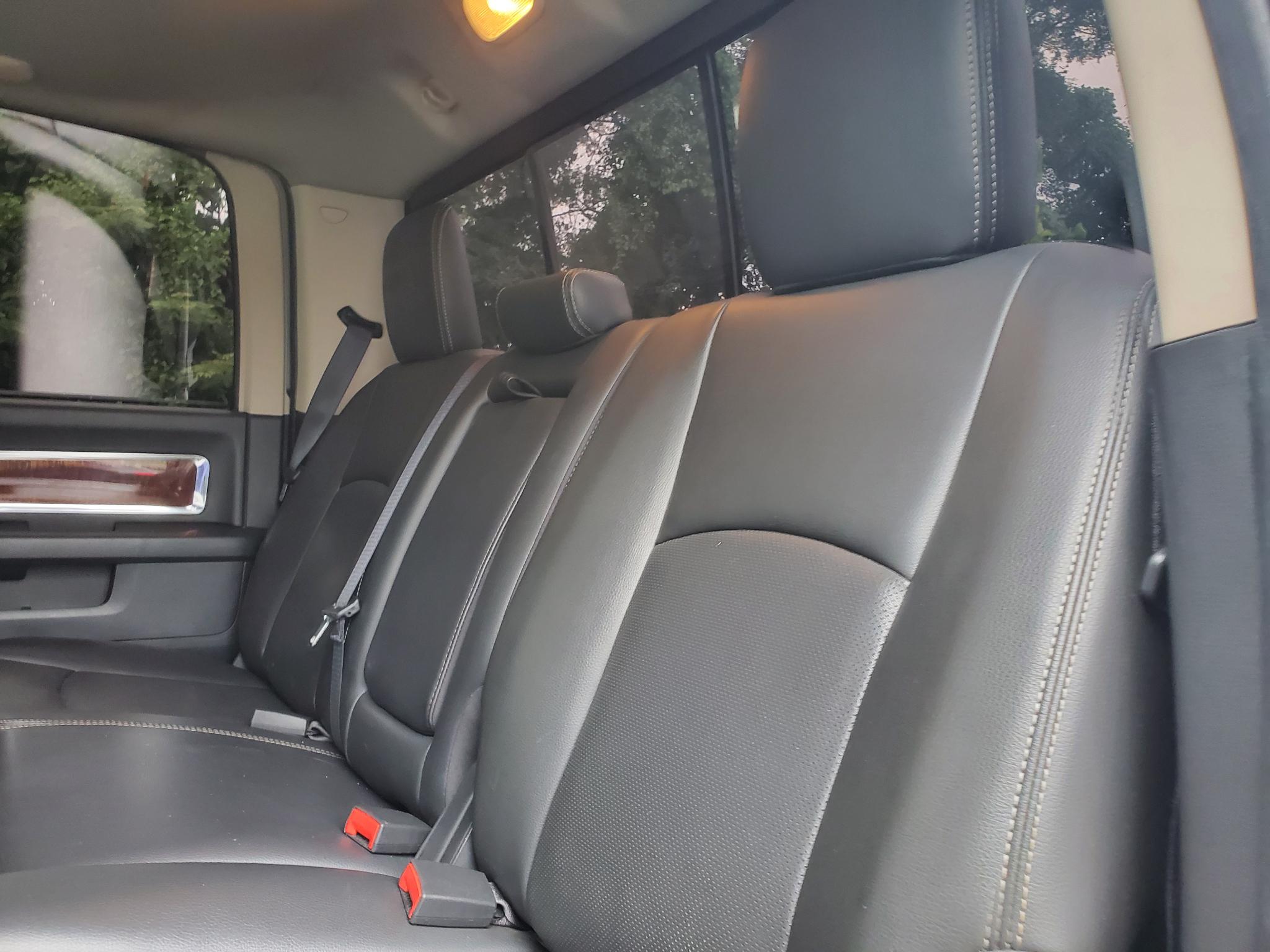 RAM 2500 4WD Crew Cab 149" Laramie 2012