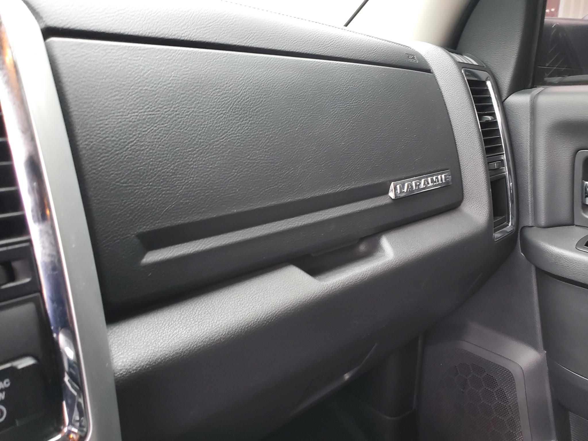 RAM 2500 4WD Crew Cab 149" Laramie 2012
