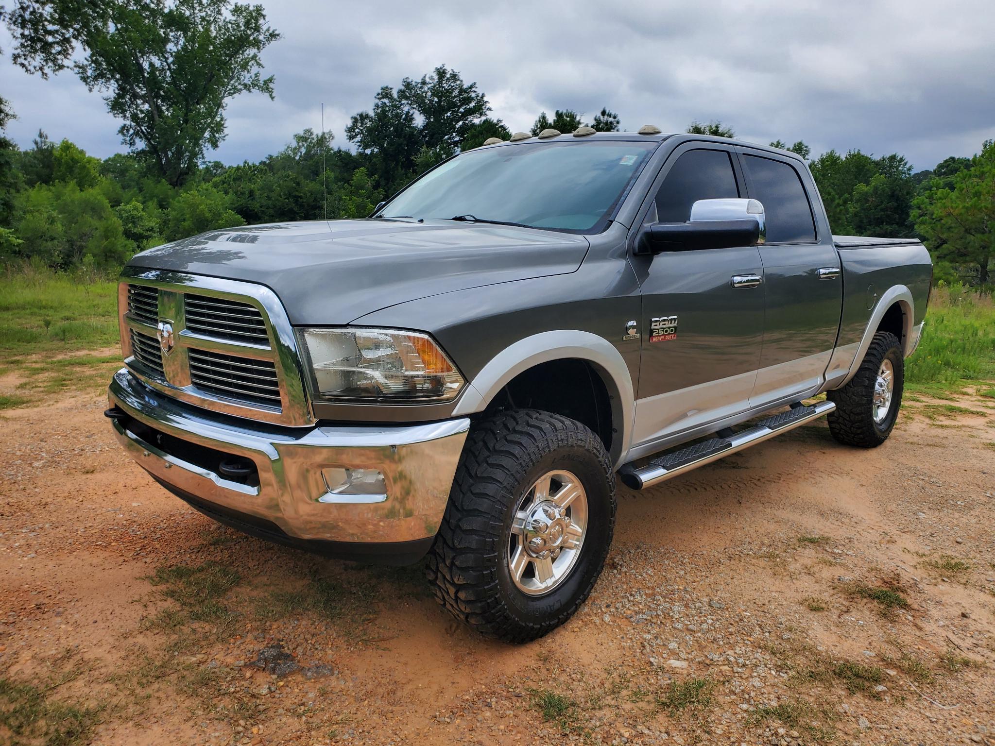 RAM 2500 4WD Crew Cab 149" Laramie 2012