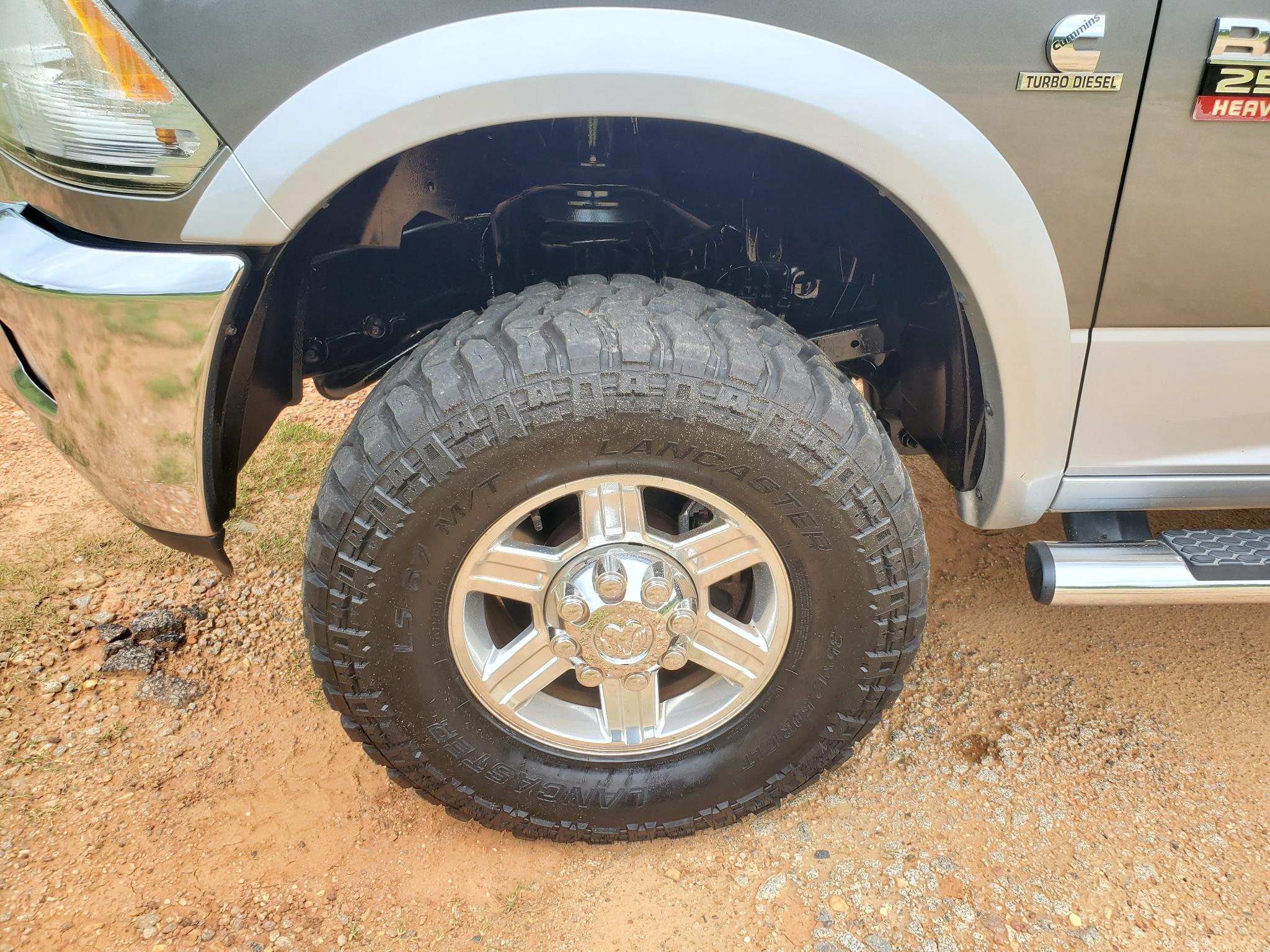 RAM 2500 4WD Crew Cab 149" Laramie 2012