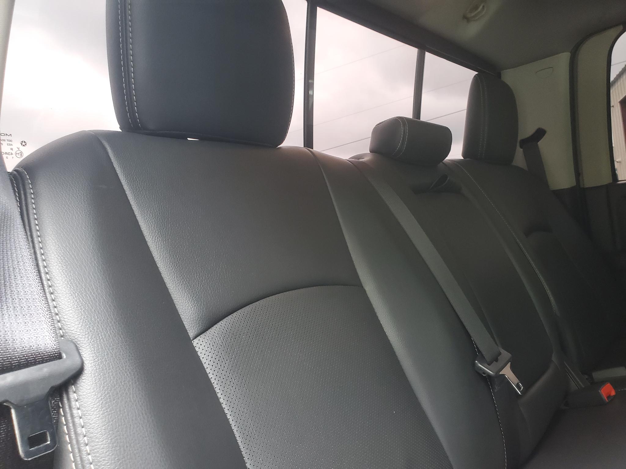 RAM 2500 4WD Crew Cab 149" Laramie 2012