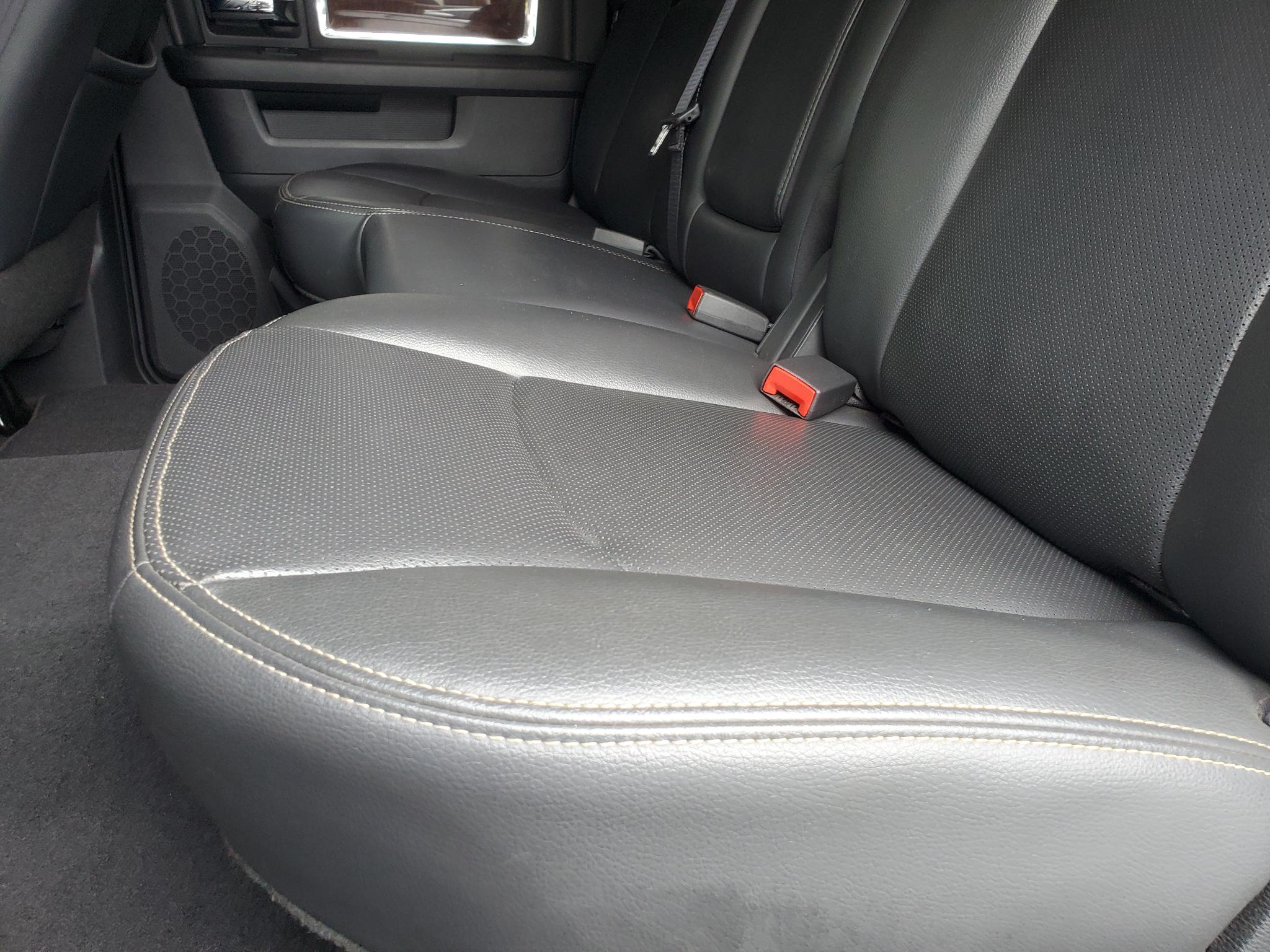RAM 2500 4WD Crew Cab 149" Laramie 2012