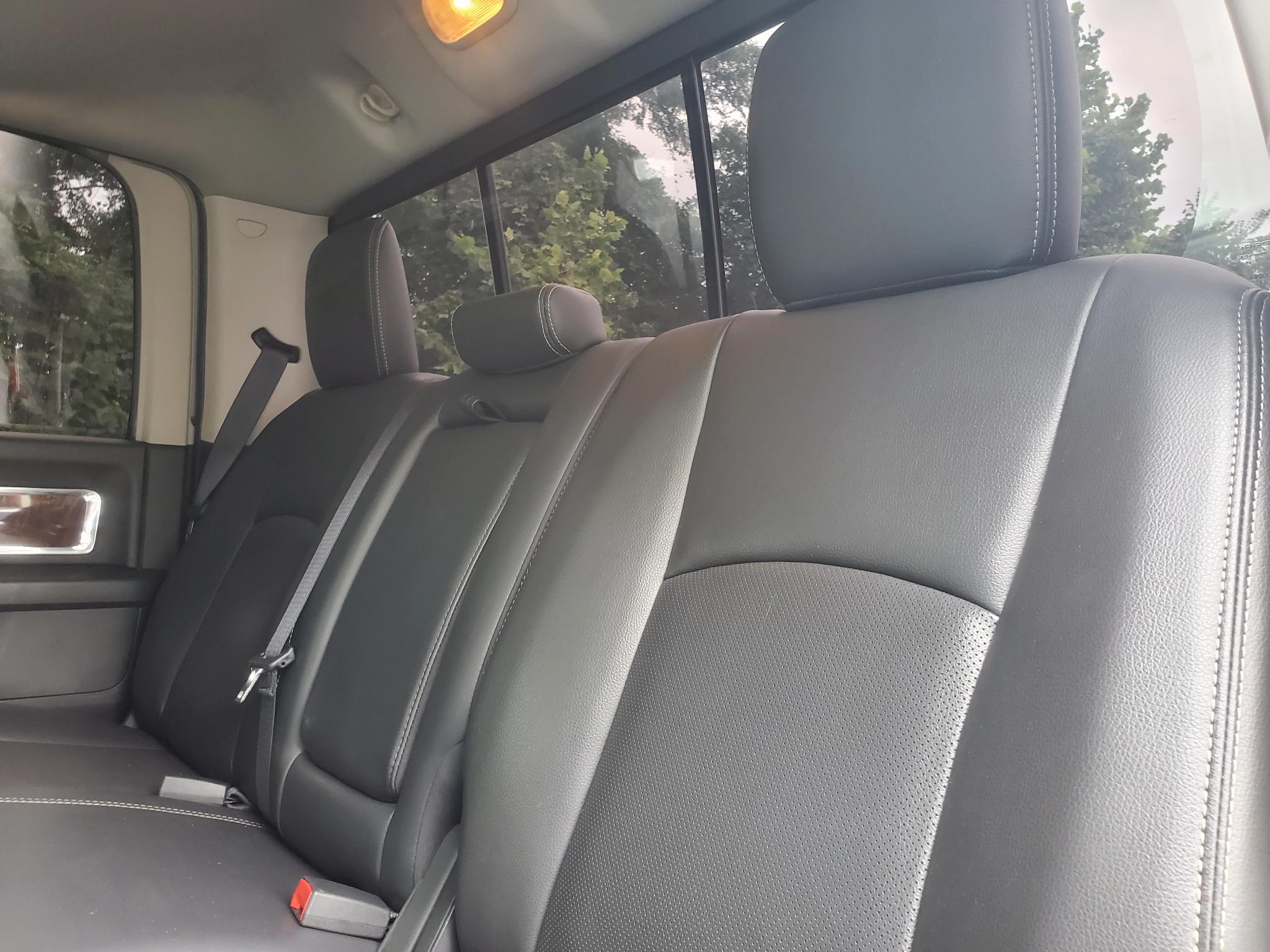 RAM 2500 4WD Crew Cab 149" Laramie 2012