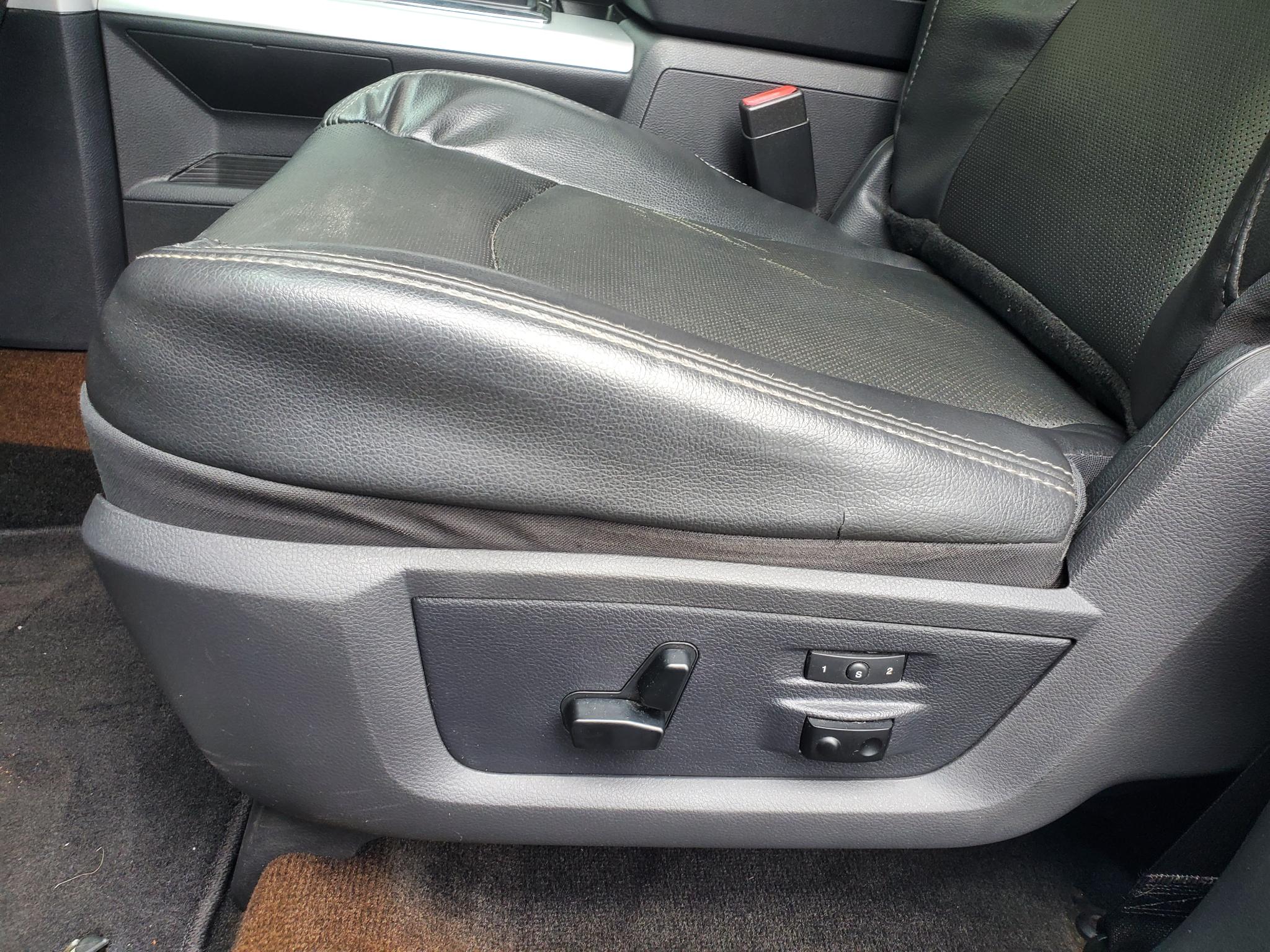RAM 2500 4WD Crew Cab 149" Laramie 2012