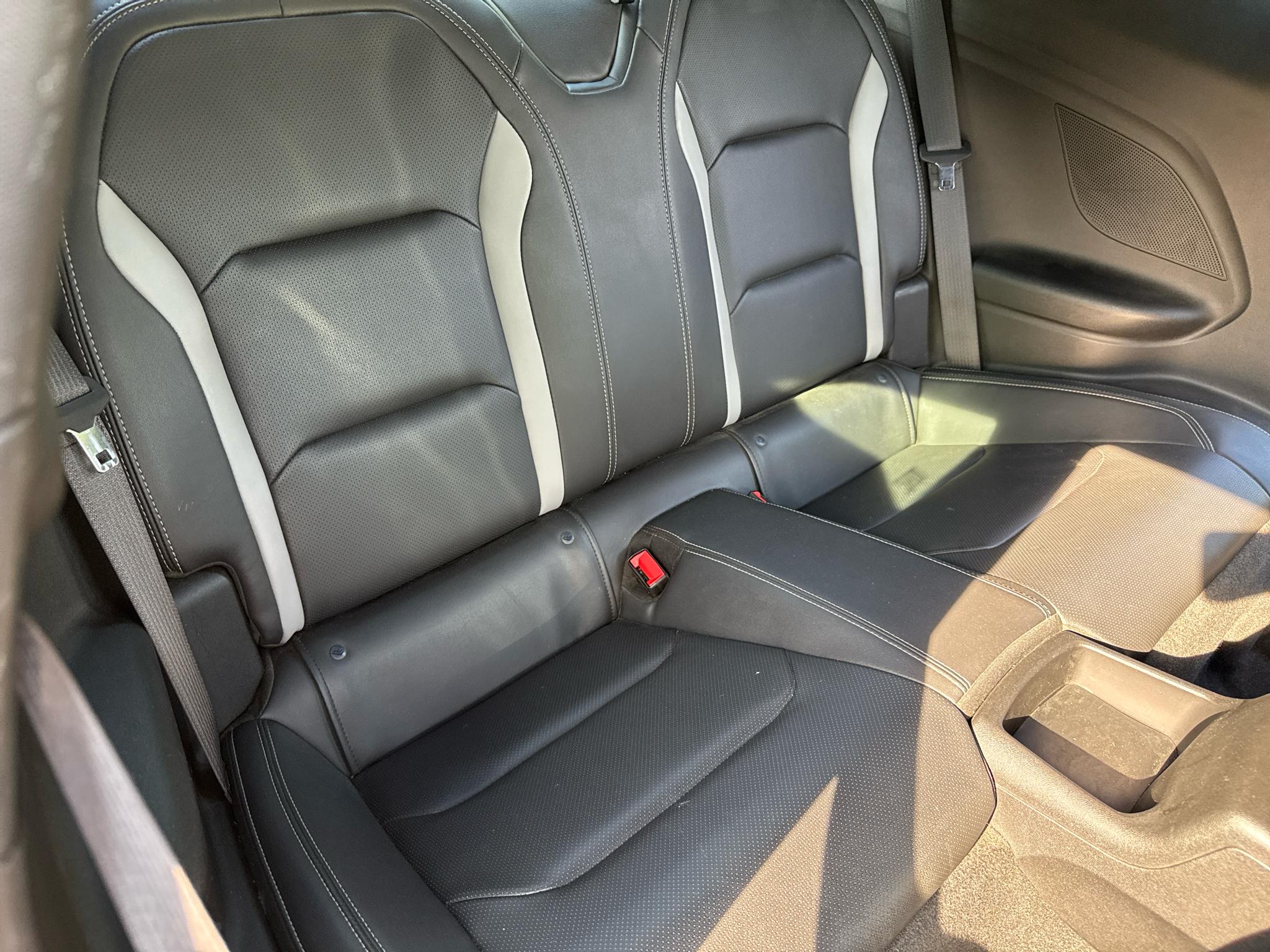Chevrolet Camaro 2dr Cpe 1SS 2018