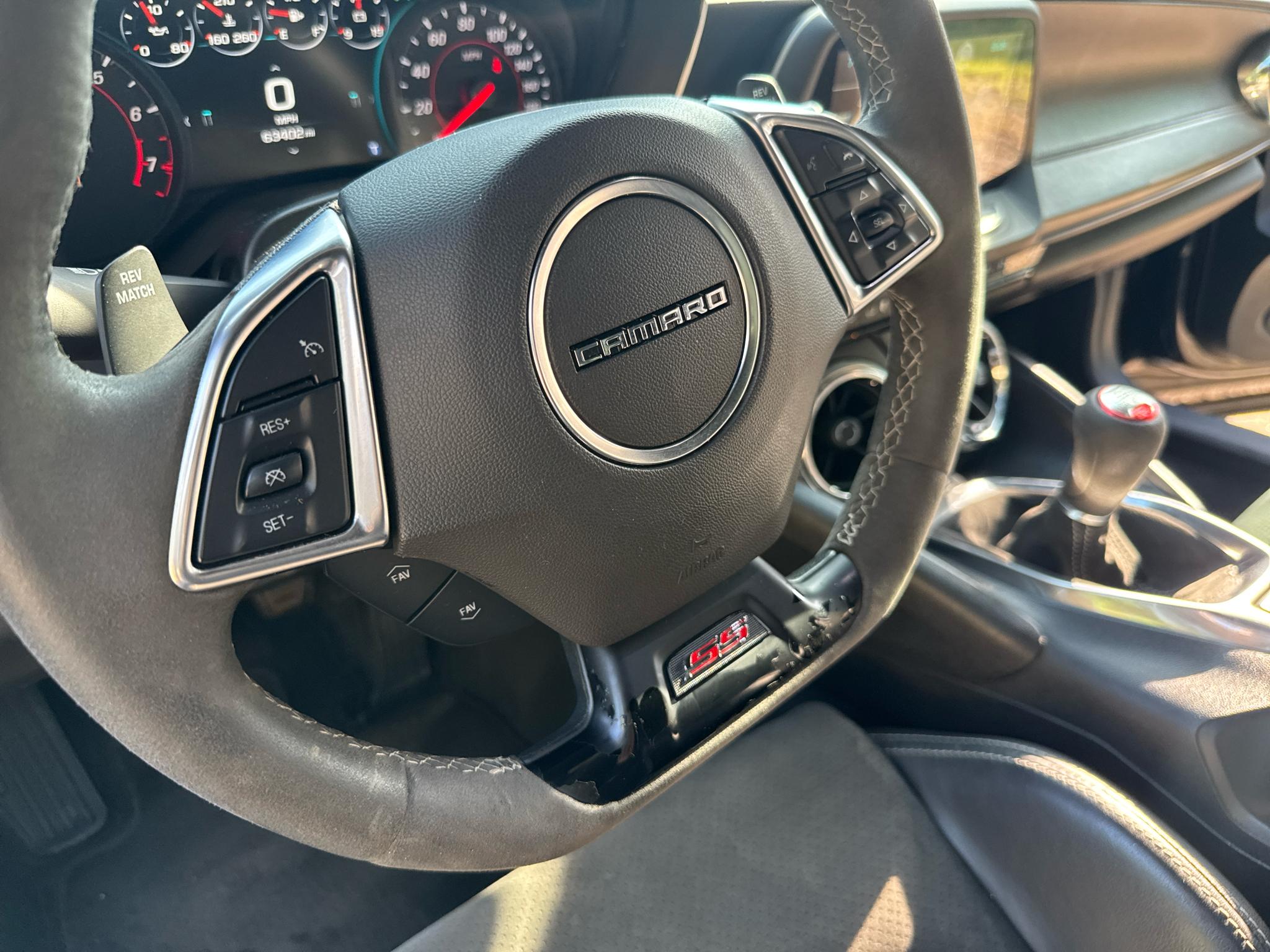 Chevrolet Camaro 2dr Cpe 1SS 2018