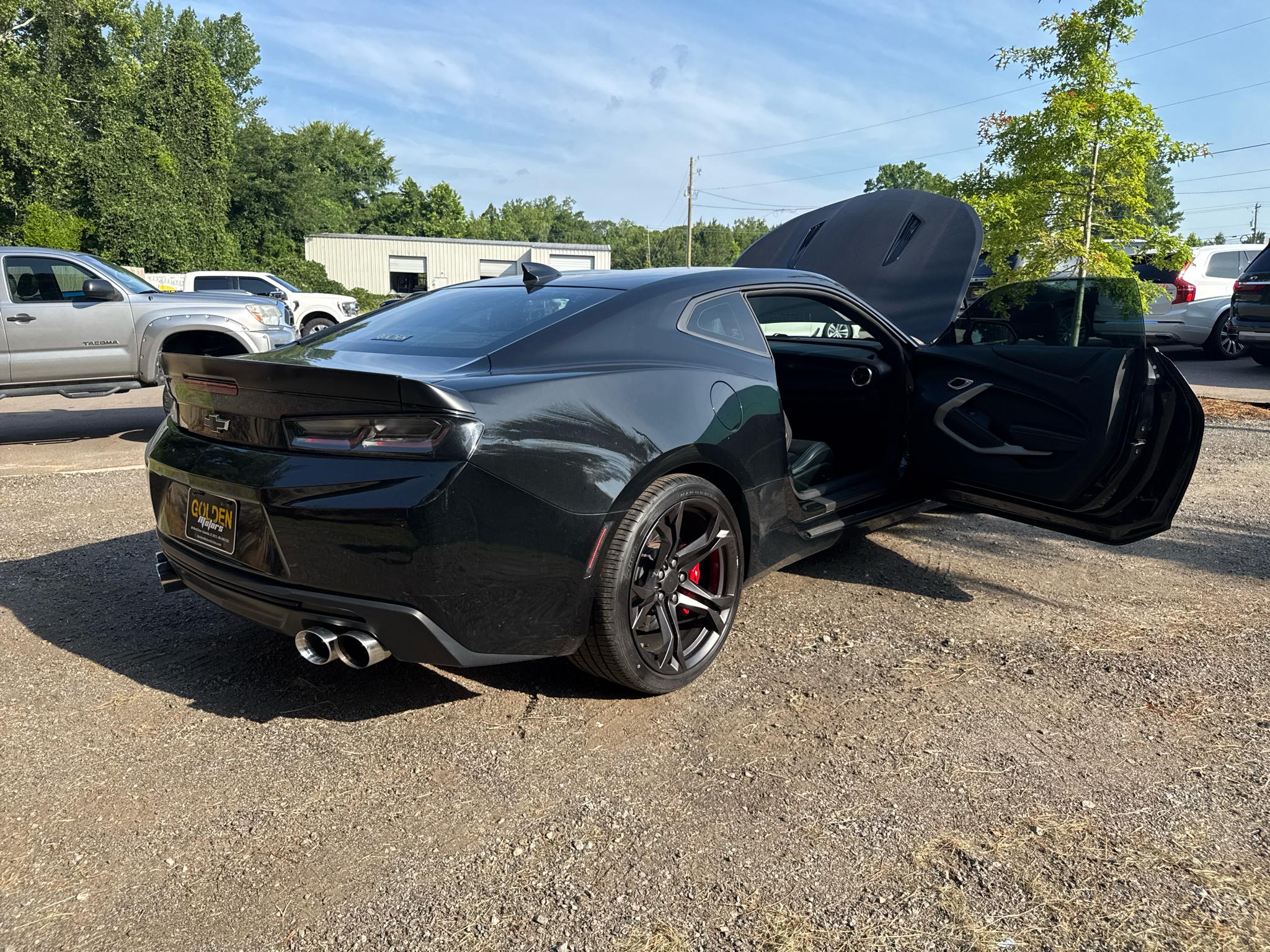 Chevrolet Camaro 2dr Cpe 1SS 2018