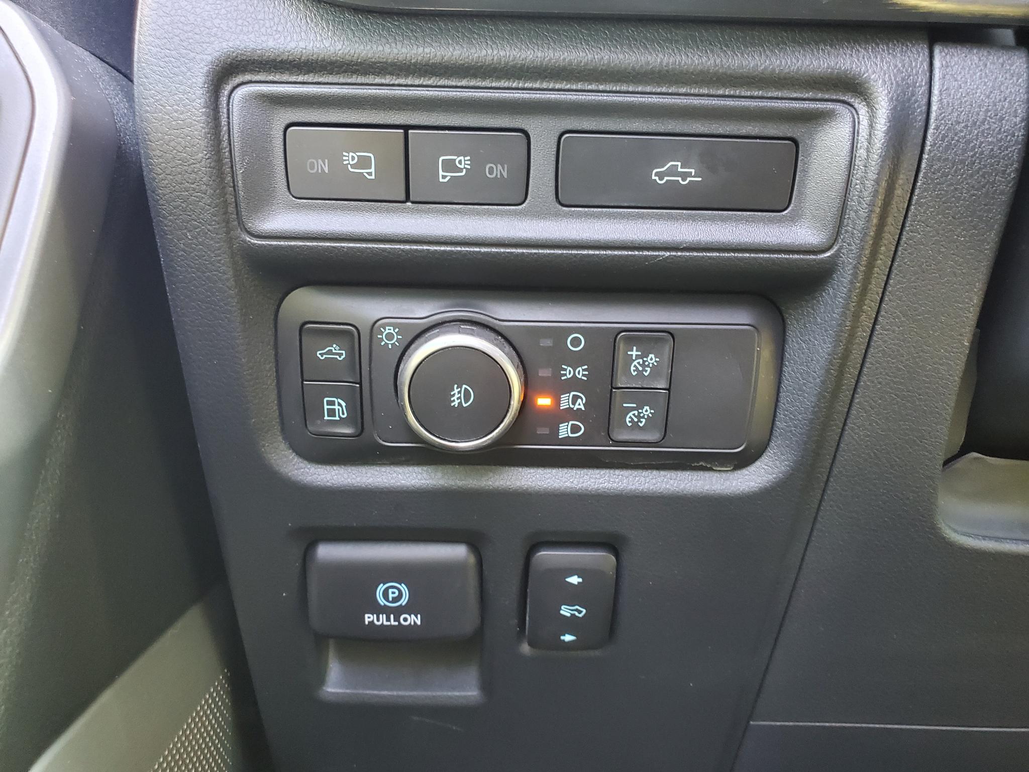 Ford F-150  2021