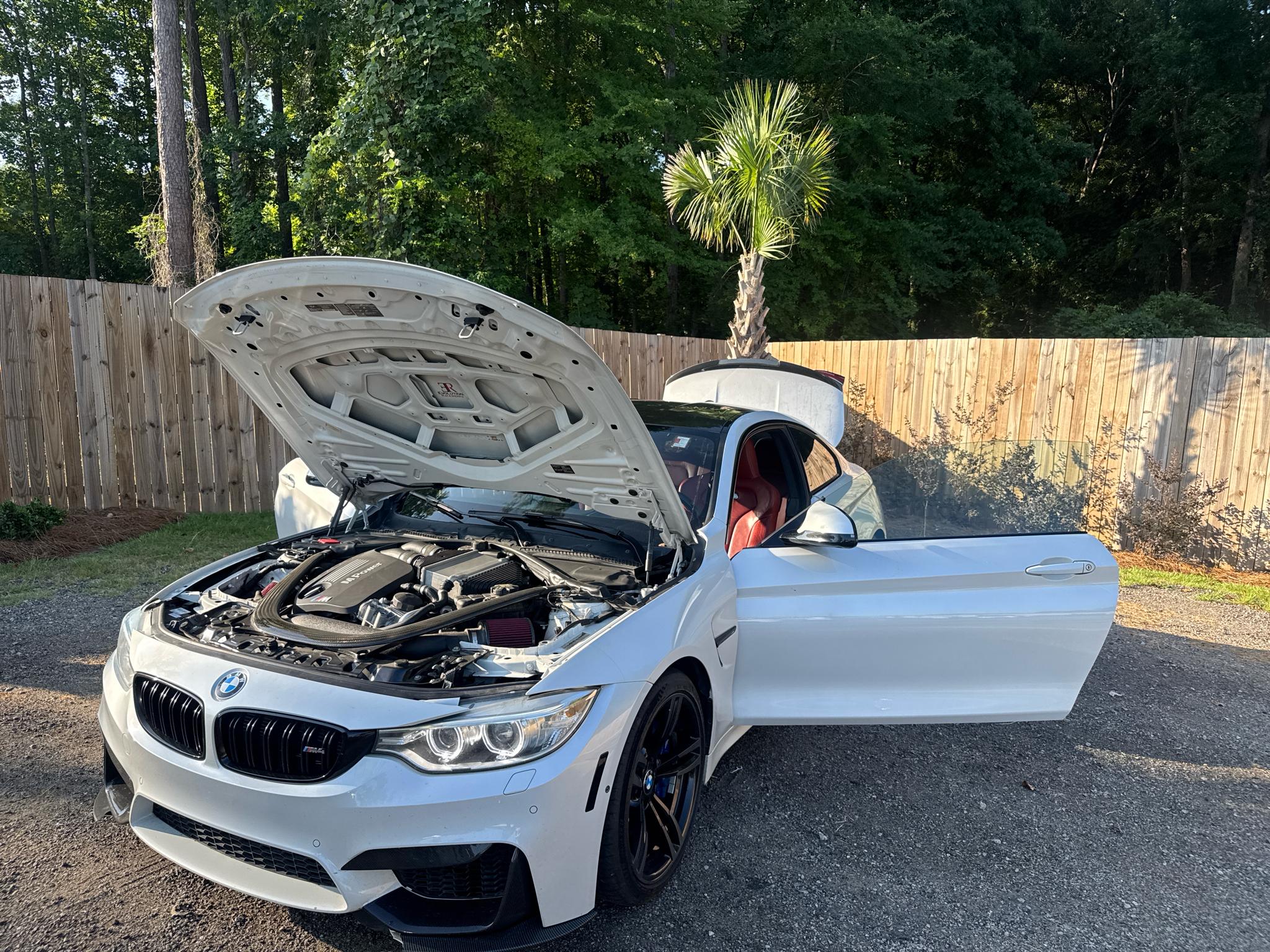 BMW M4 2D Coupe 2015