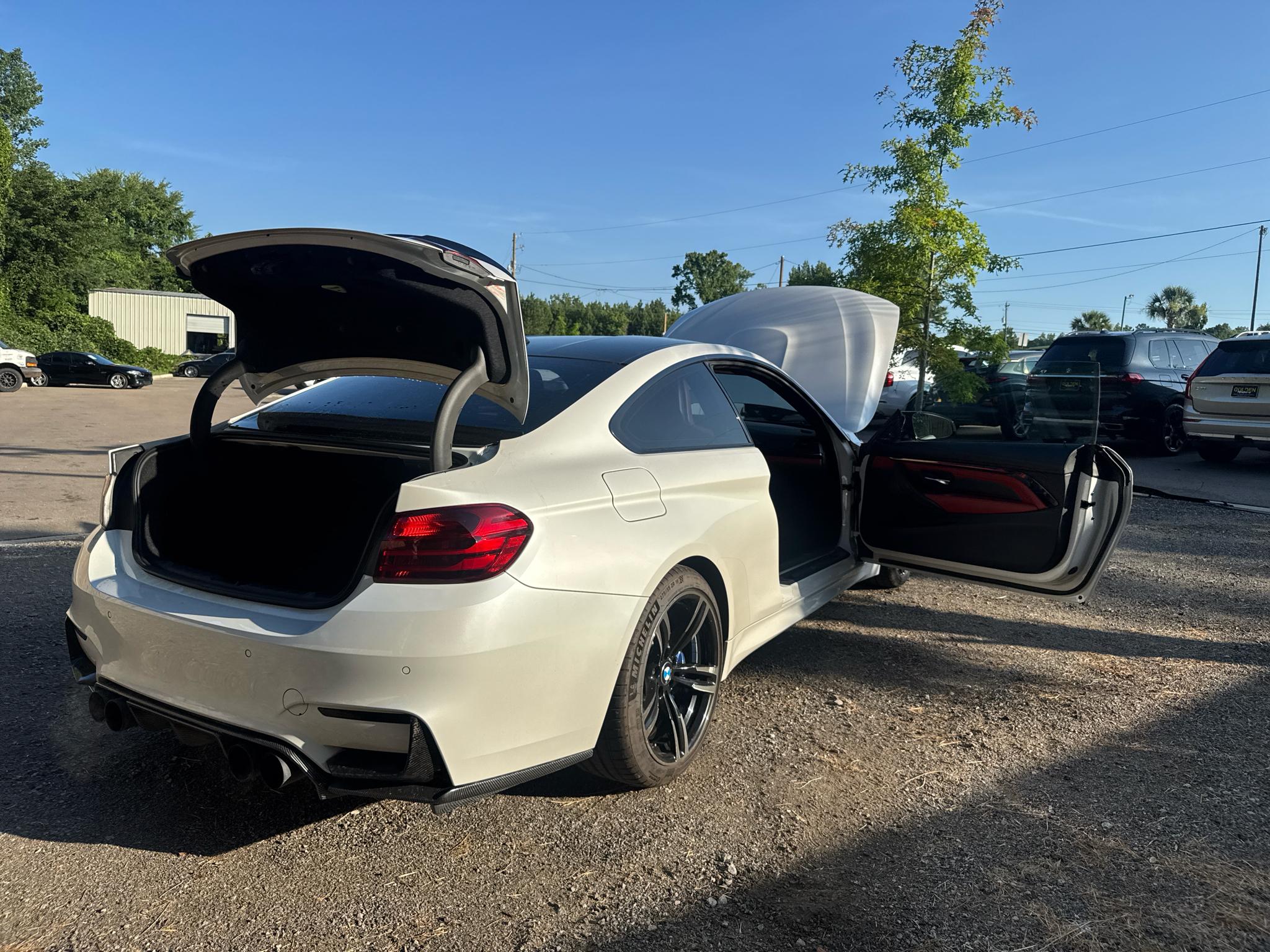 BMW M4 2D Coupe 2015