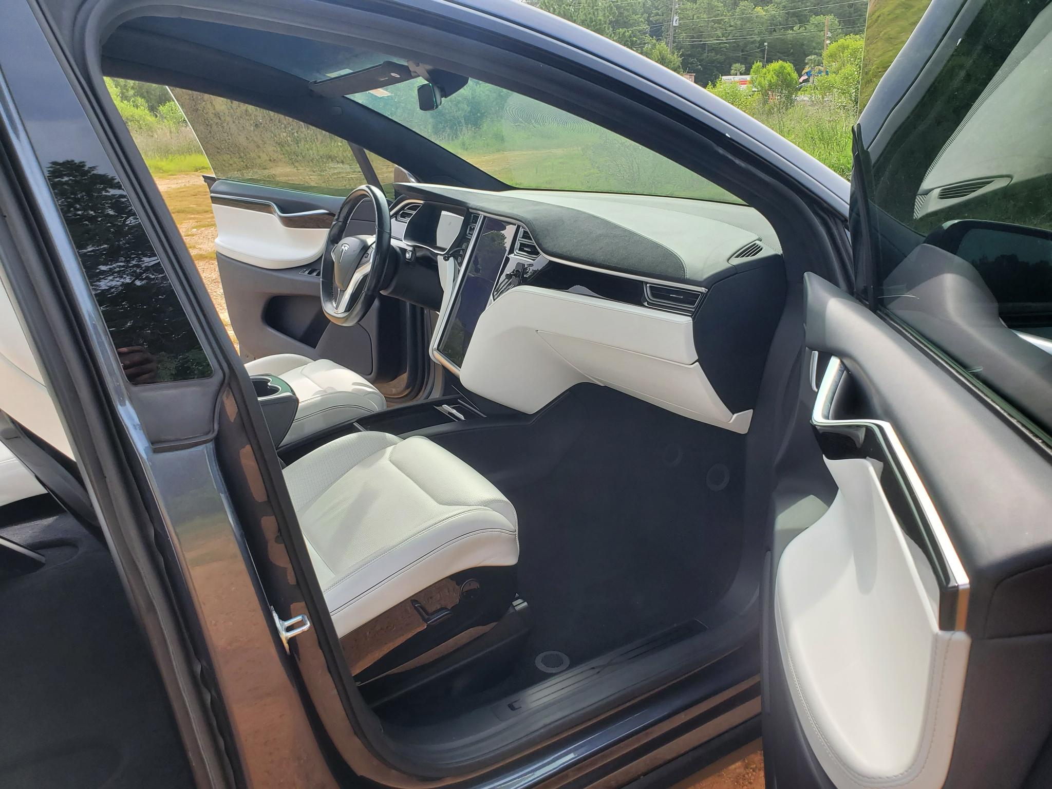 Tesla Model X AWD 4dr P90D *Ltd Avail* 2016