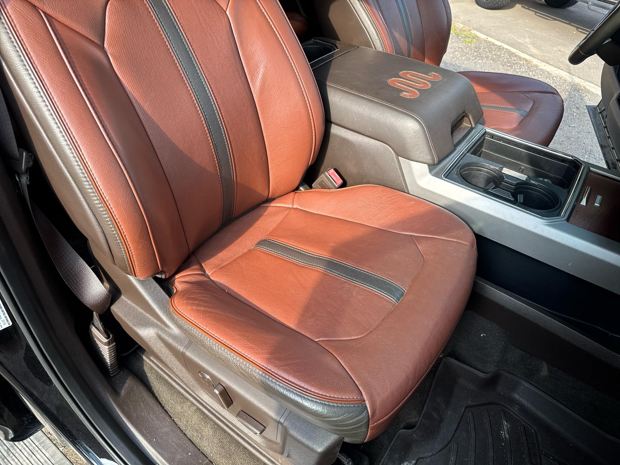 Ford Super Duty F-350 DRW  2018