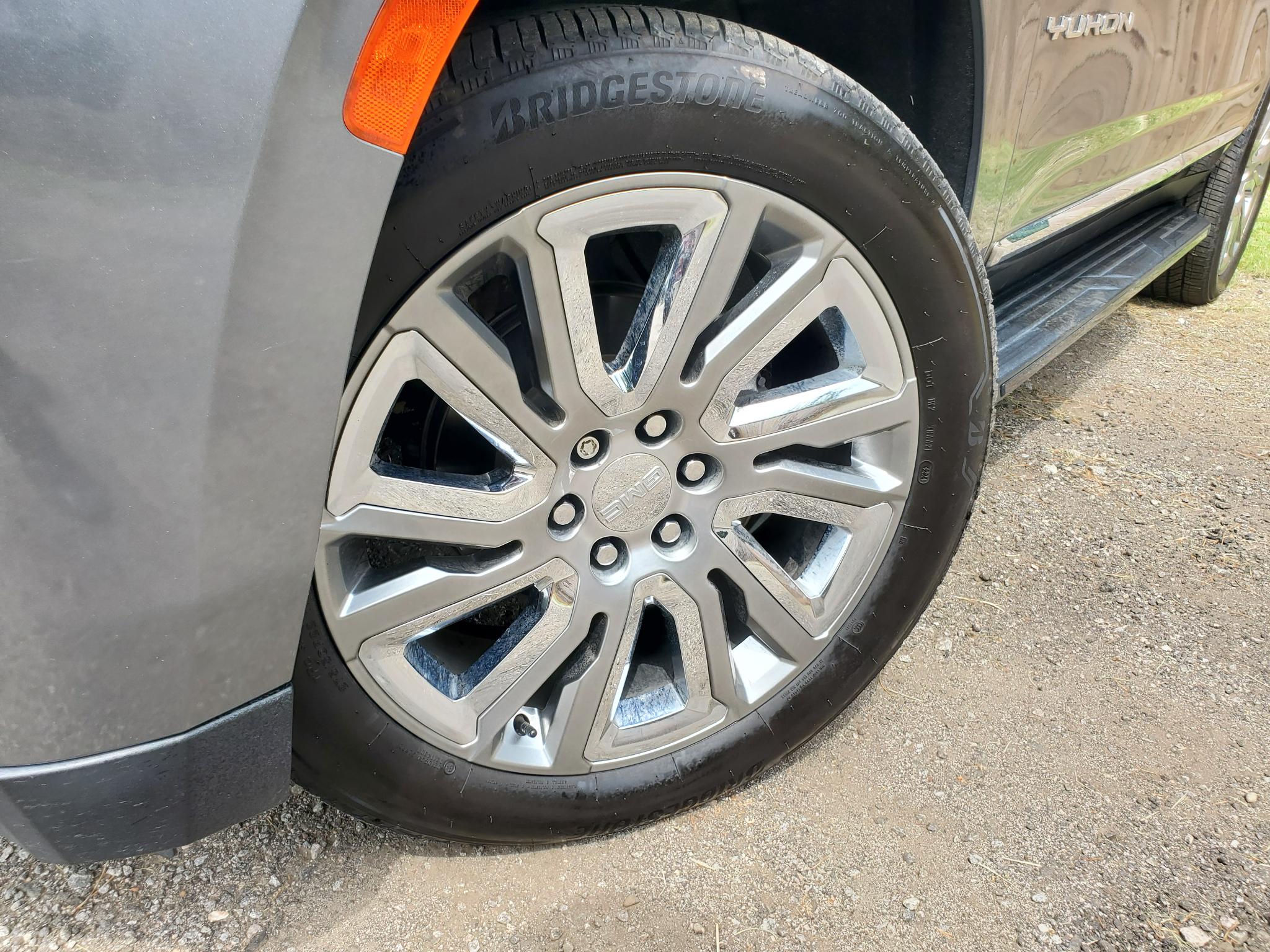 GMC Yukon 4WD 4dr SLT 2022