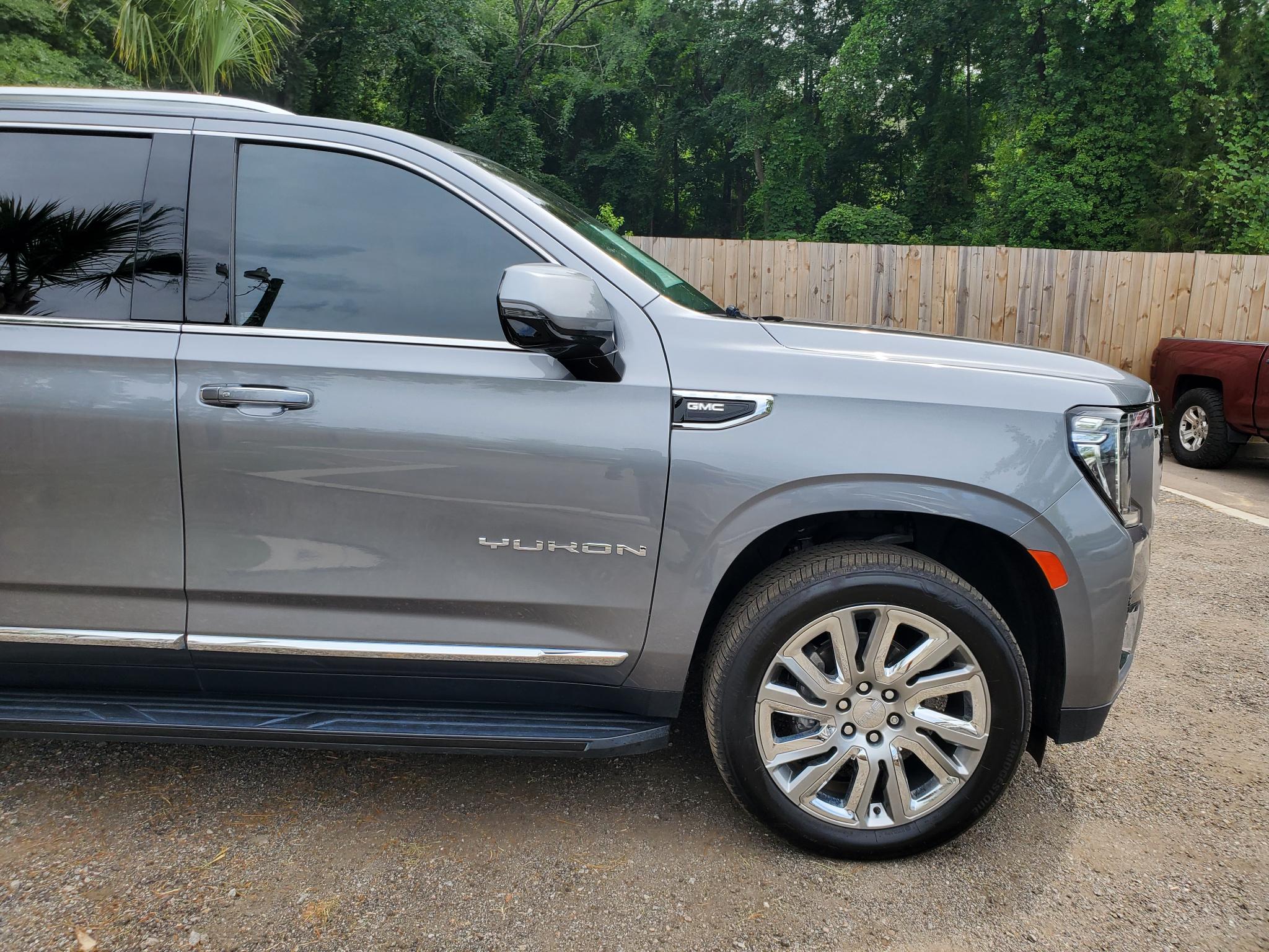 GMC Yukon 4WD 4dr SLT 2022
