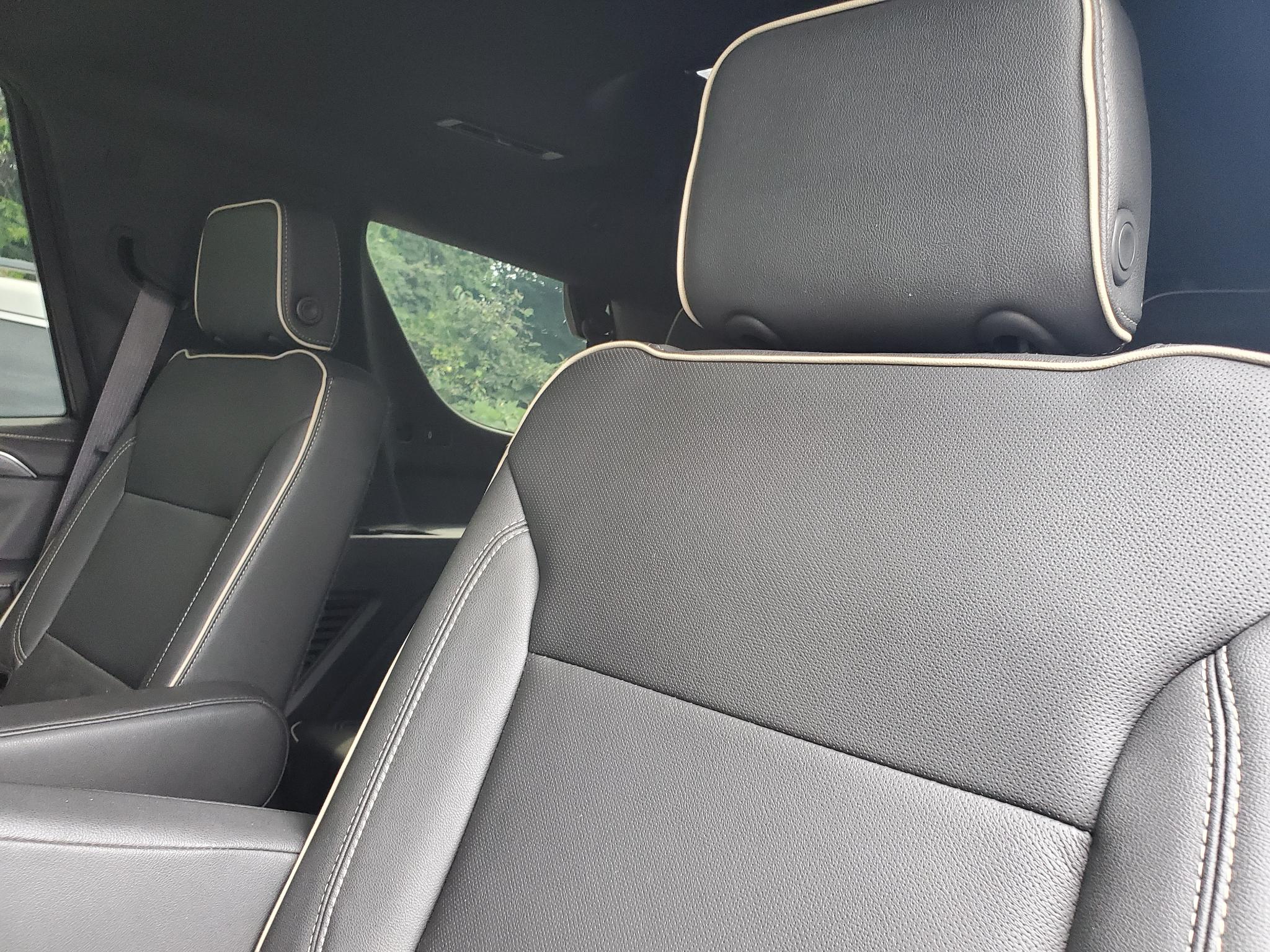 GMC Yukon 4WD 4dr SLT 2022