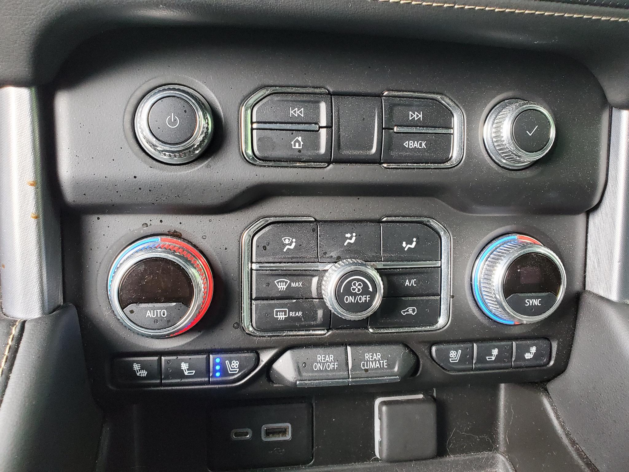 GMC Yukon 4WD 4dr SLT 2022