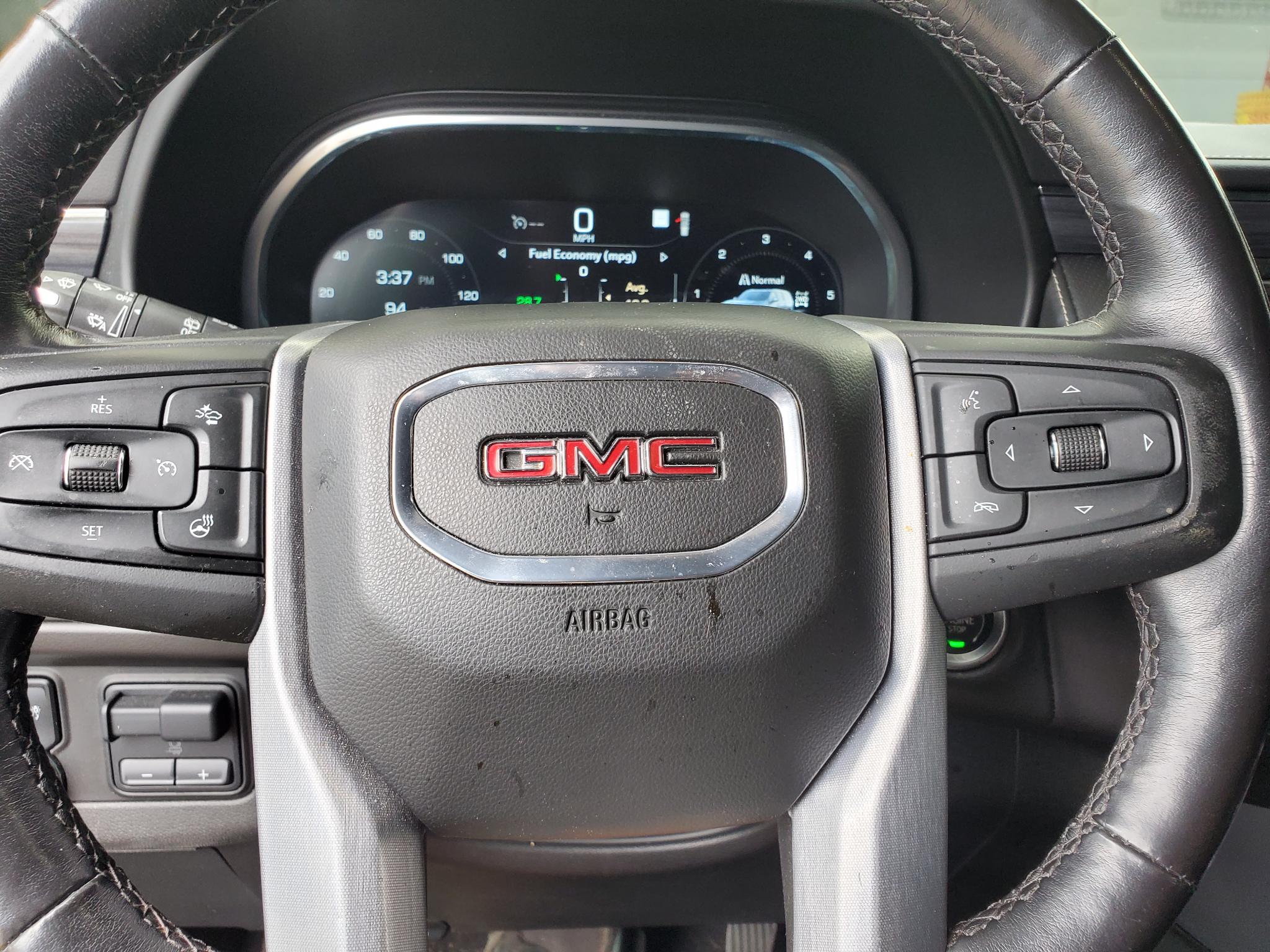GMC Yukon 4WD 4dr SLT 2022