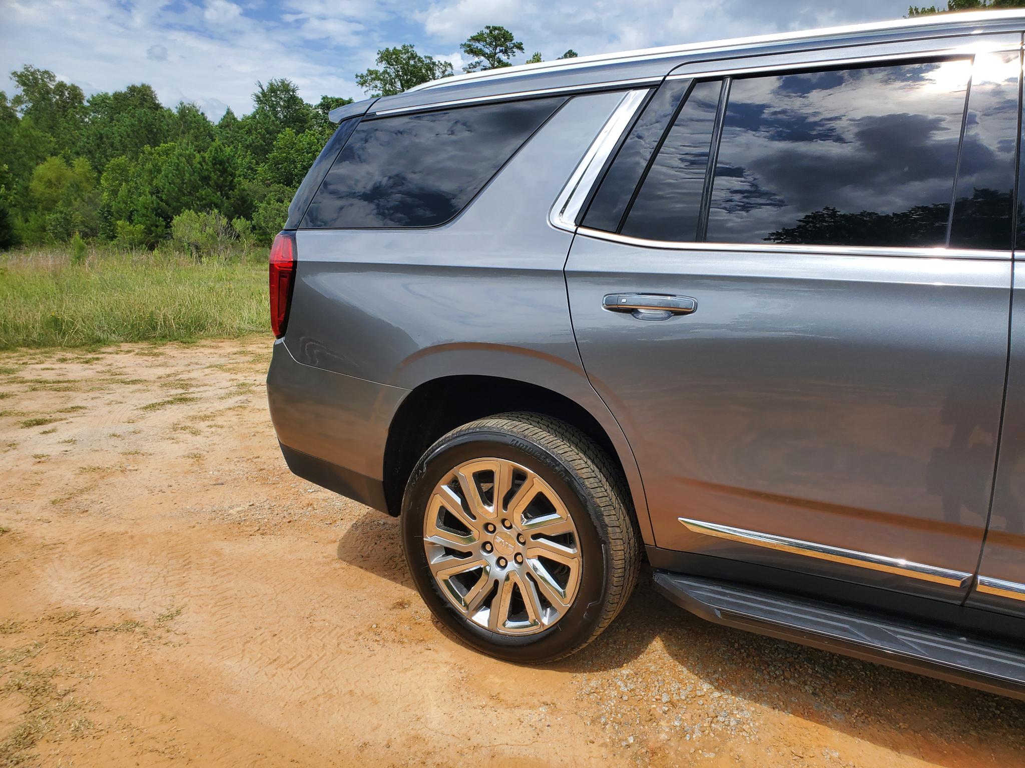 GMC Yukon 4WD 4dr SLT 2022