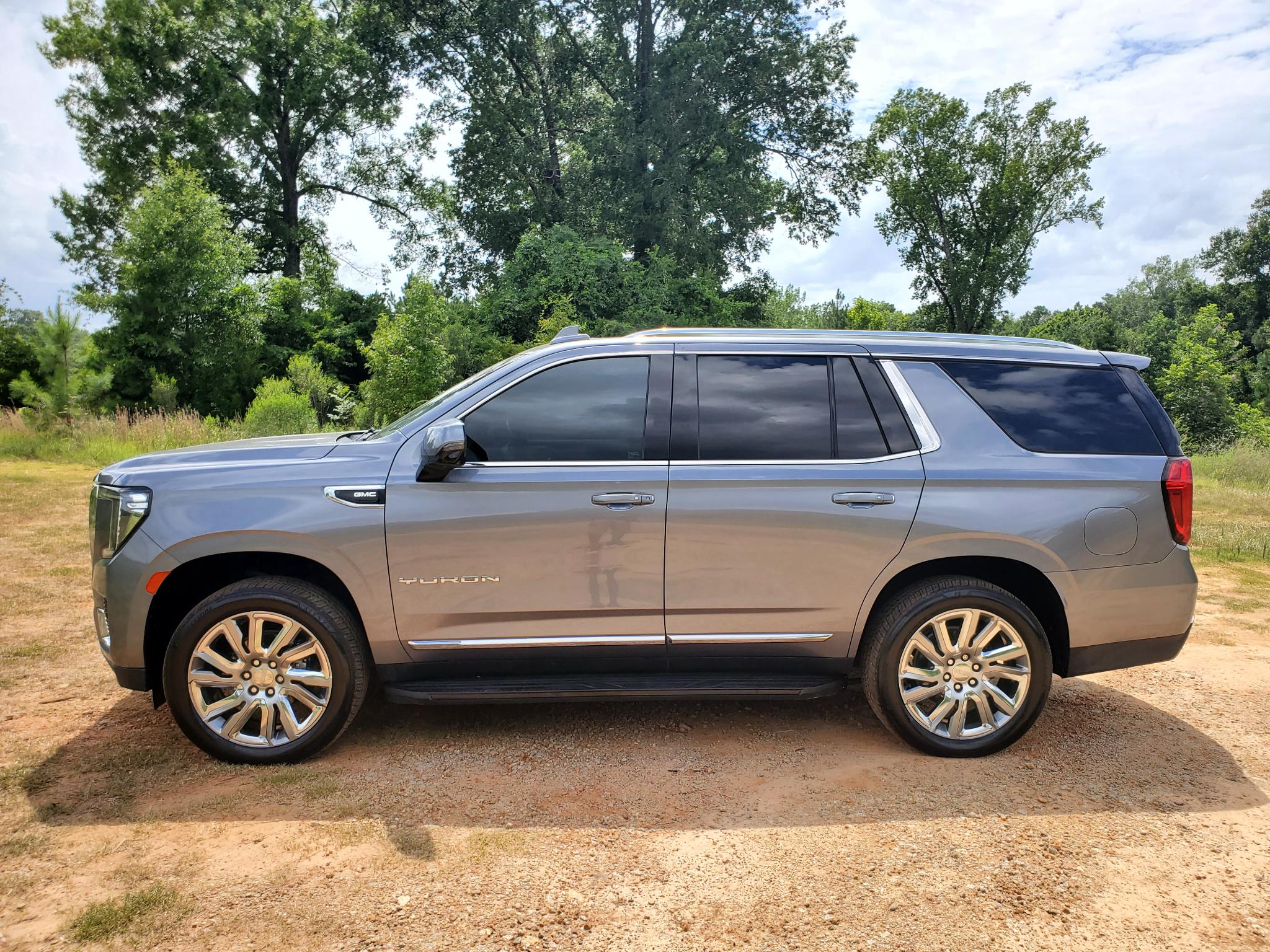 GMC Yukon 4WD 4dr SLT 2022
