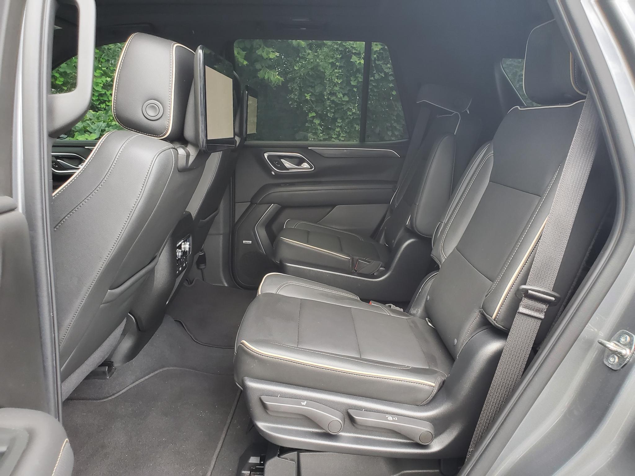 GMC Yukon 4WD 4dr SLT 2022