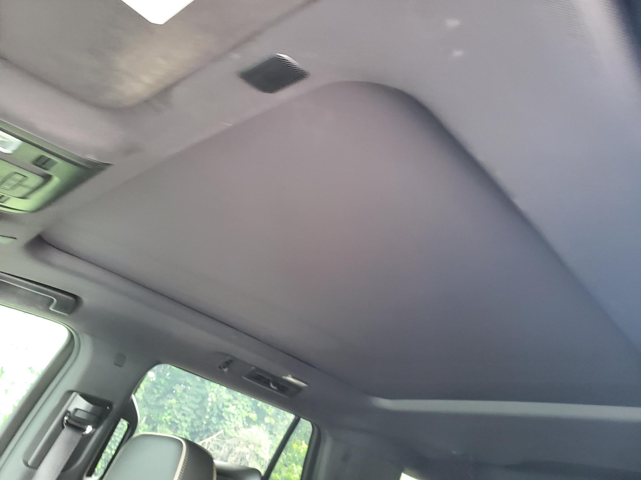 GMC Yukon 4WD 4dr SLT 2022