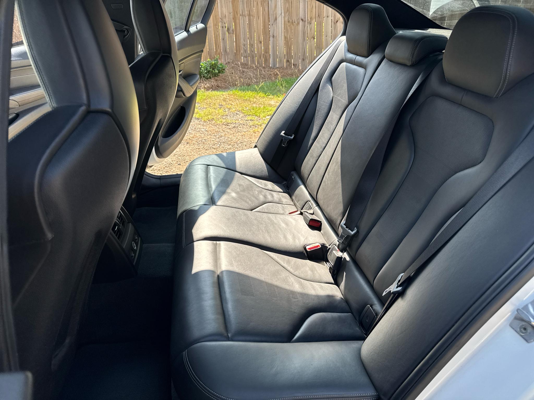 BMW M3 4dr Sdn 2016