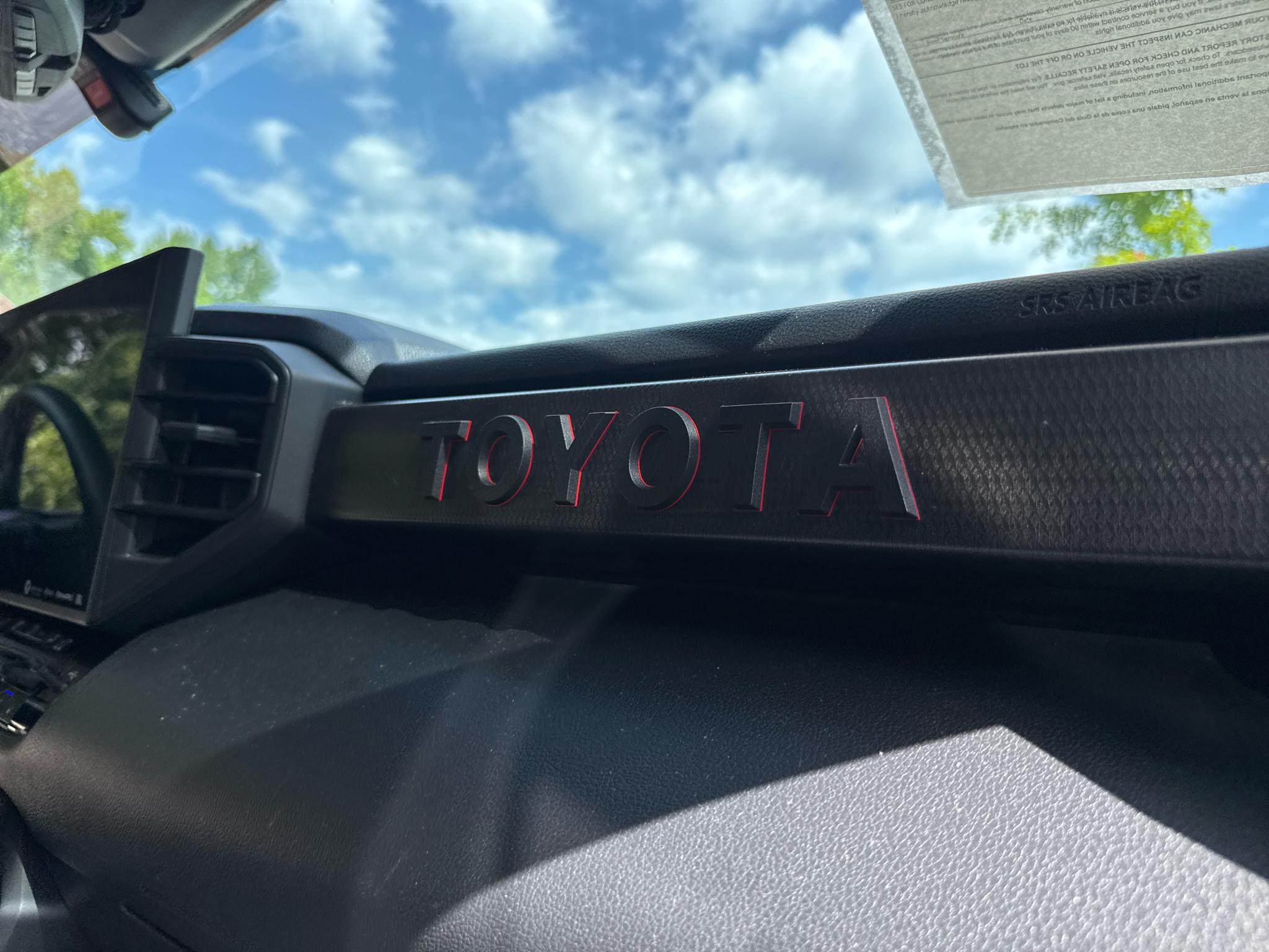Toyota Sequoia  2023