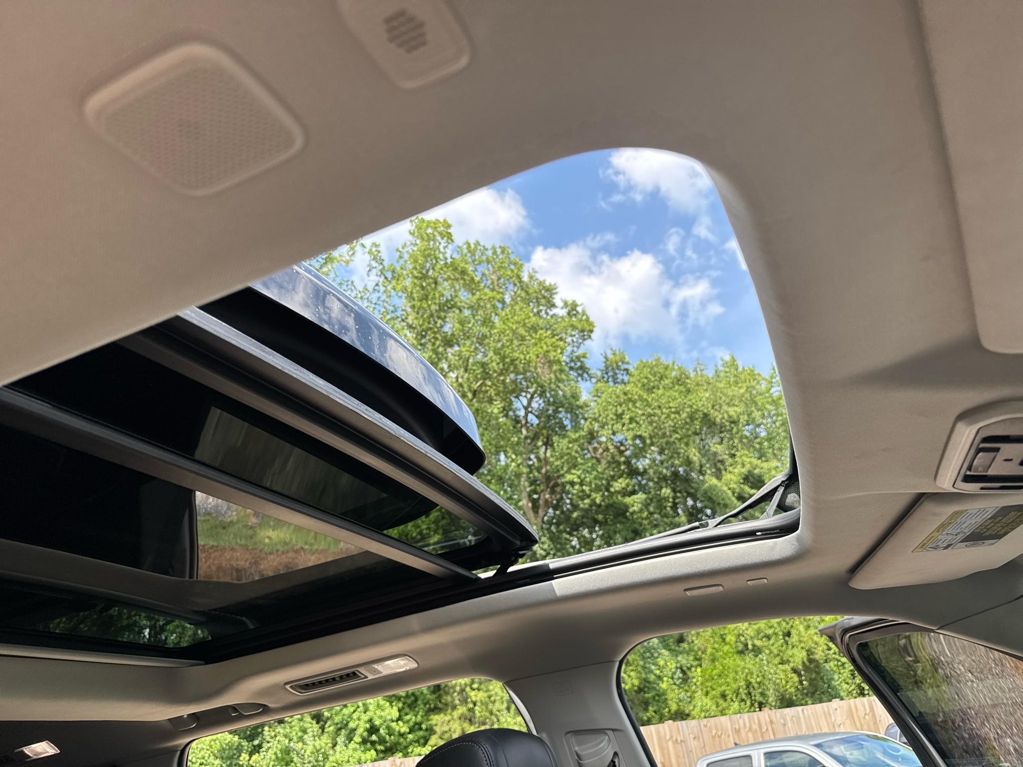Toyota Sequoia  2023