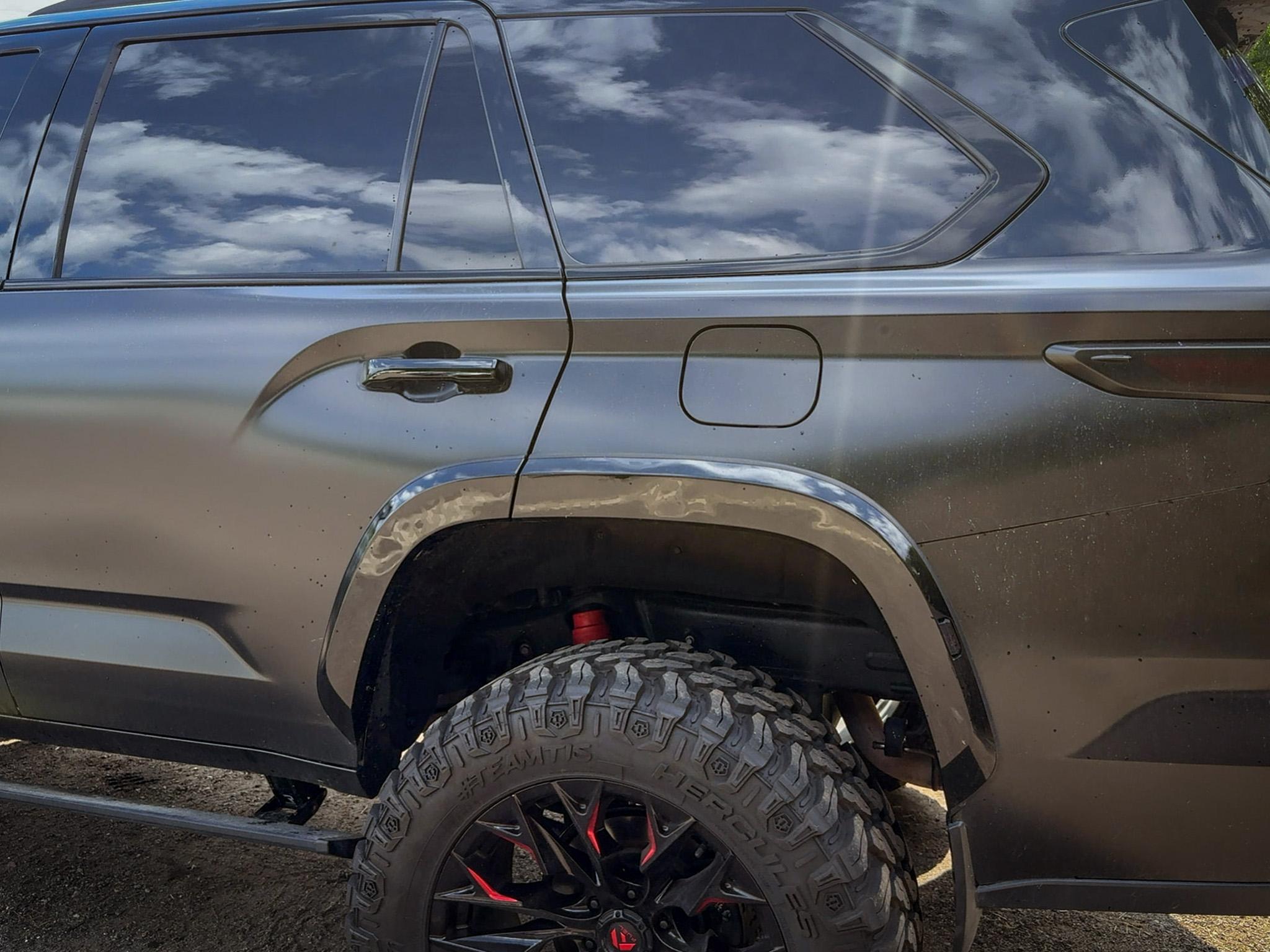 Toyota Sequoia  2023