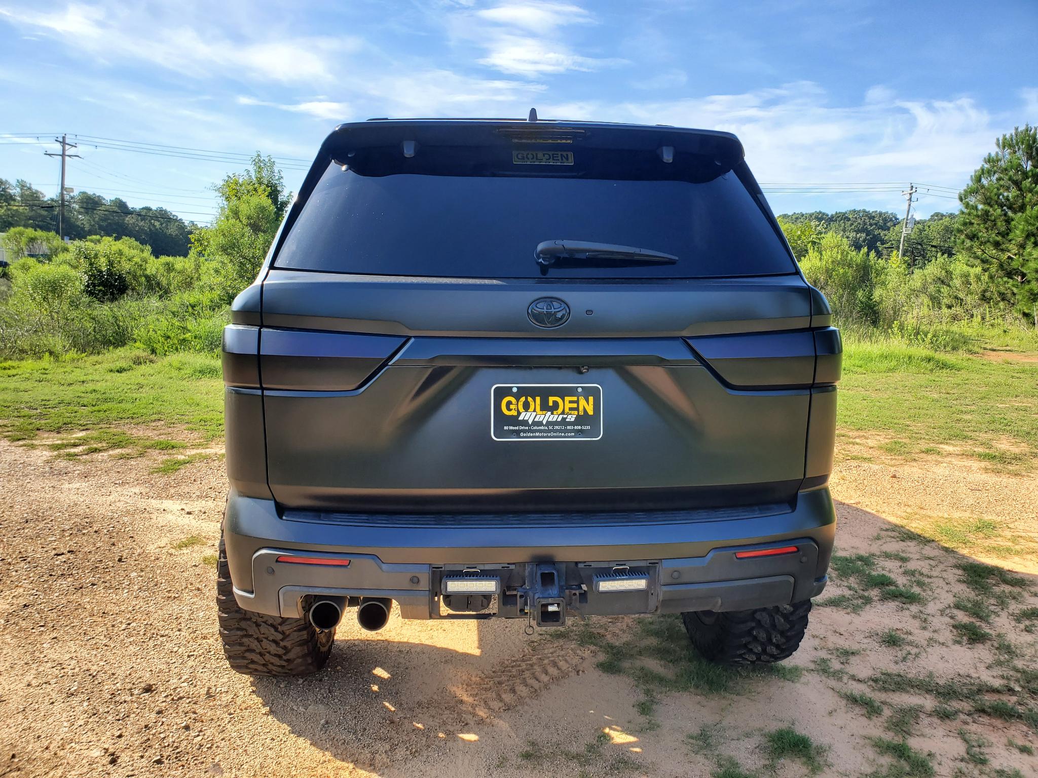 Toyota Sequoia  2023