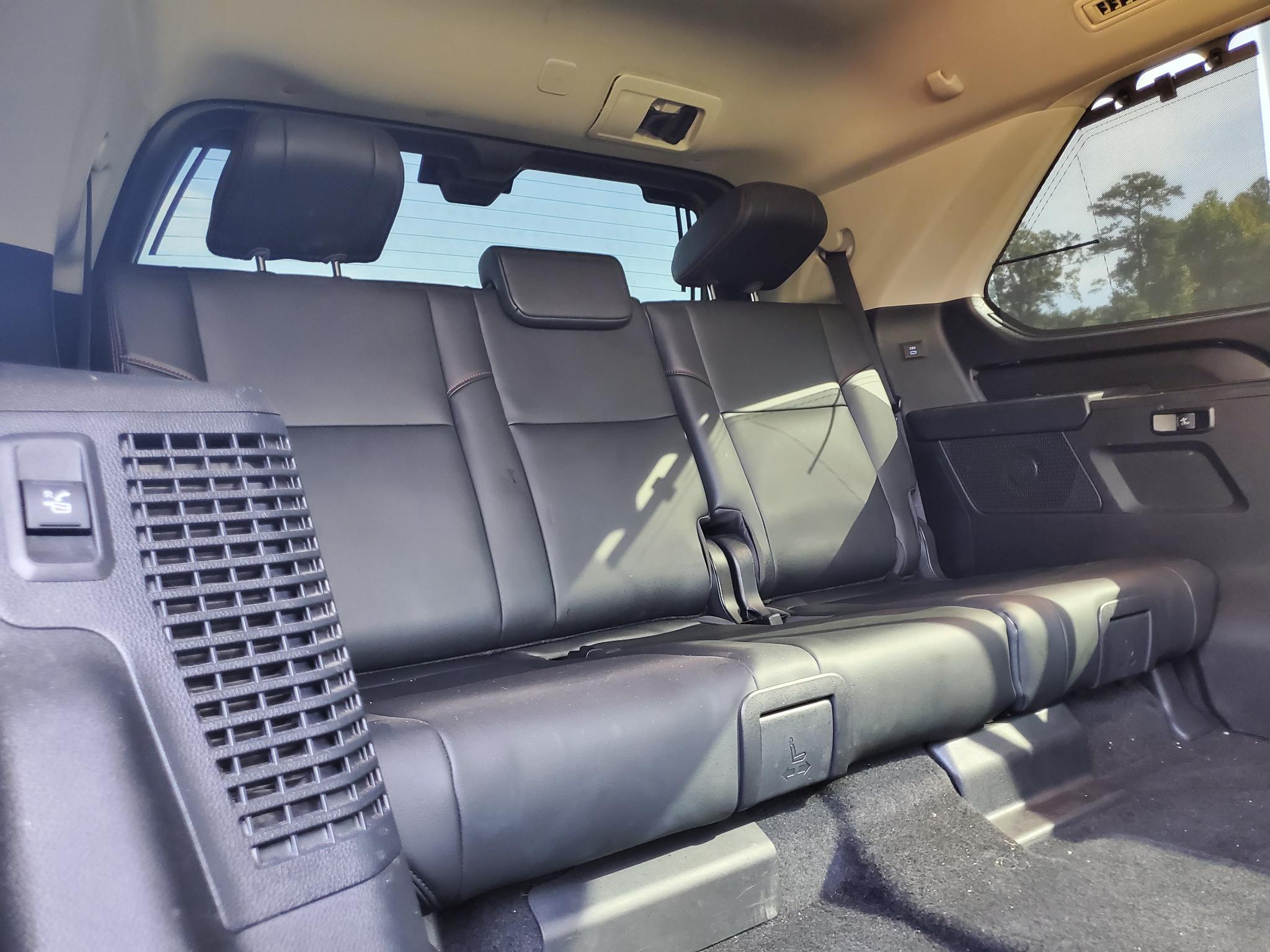 Toyota Sequoia  2023