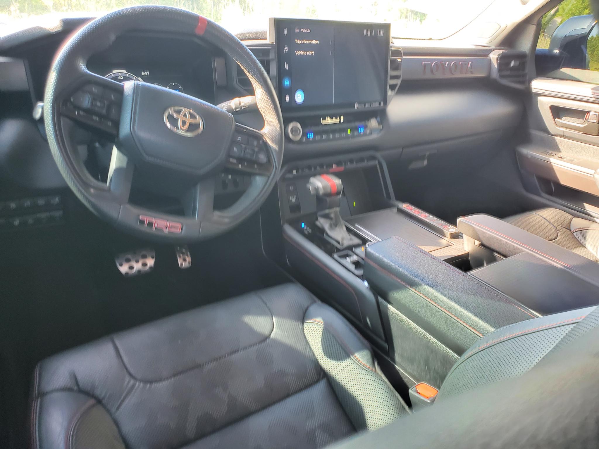 Toyota Sequoia  2023