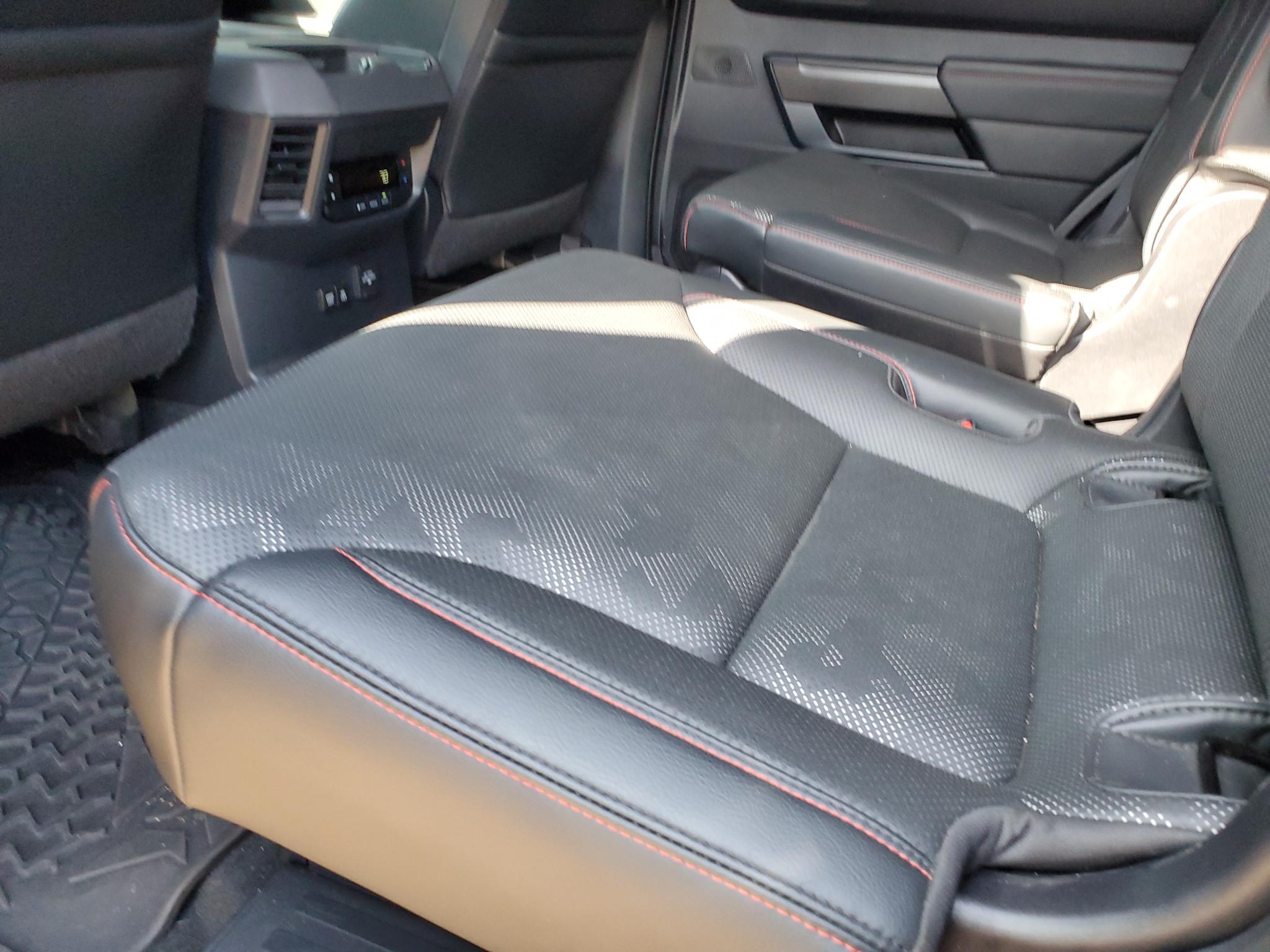 Toyota Sequoia  2023