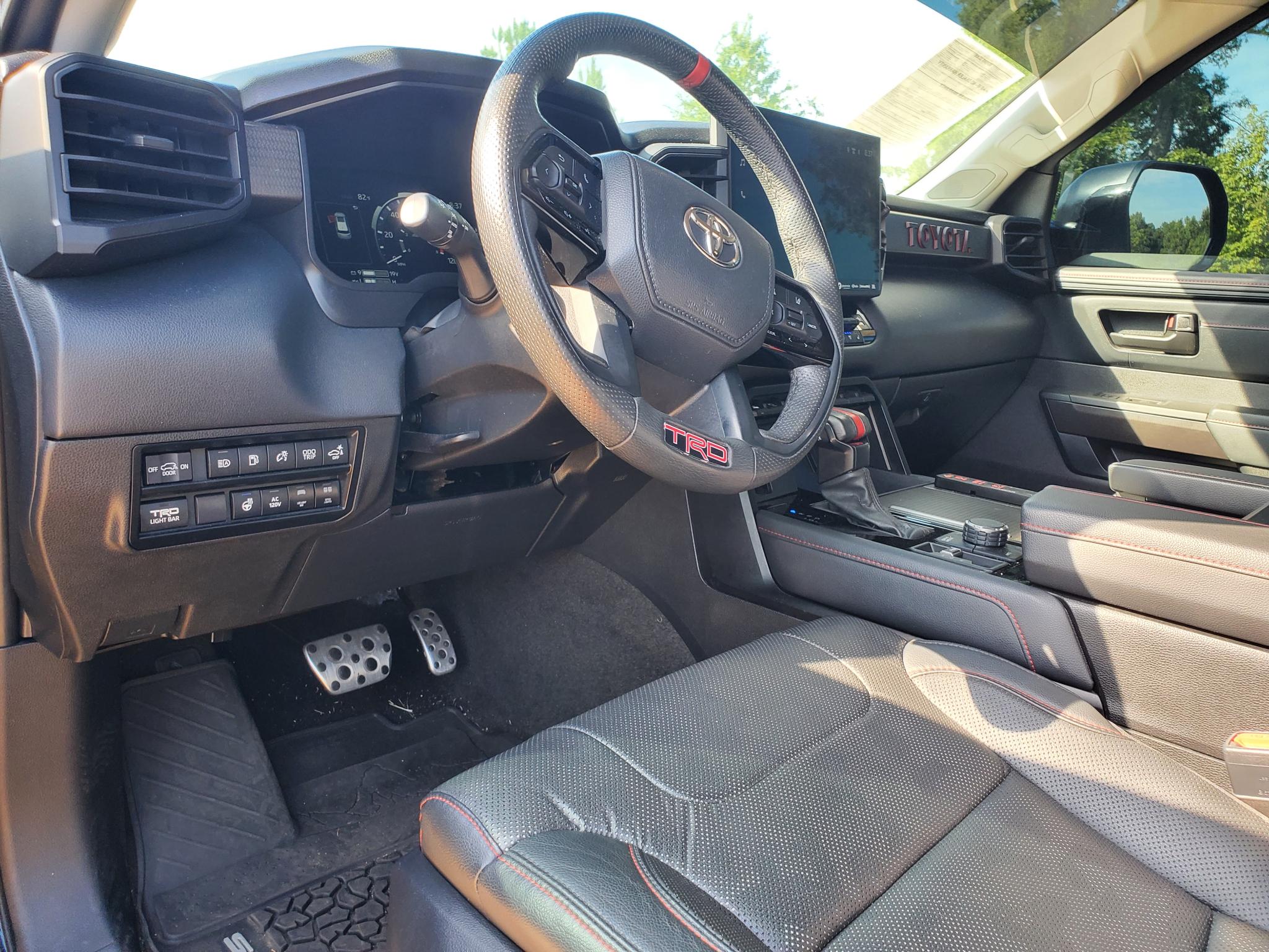 Toyota Sequoia  2023