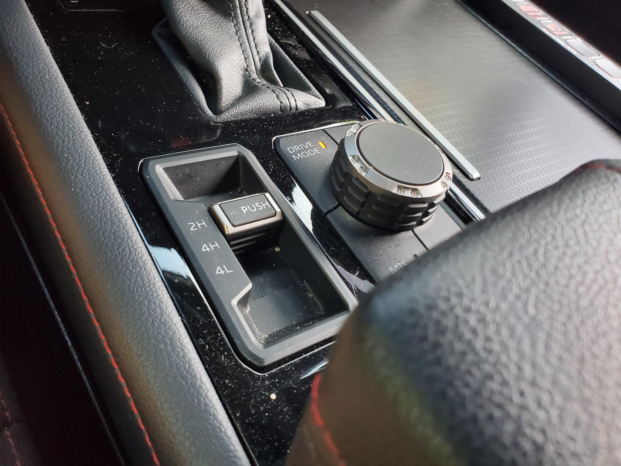 Toyota Sequoia  2023