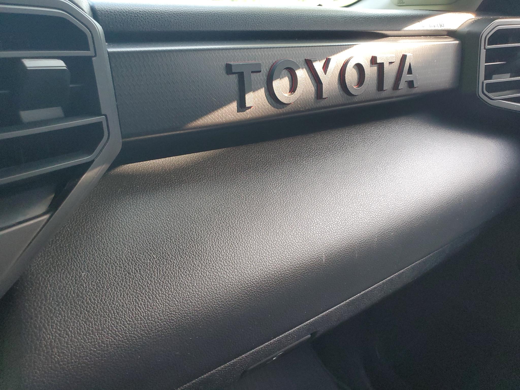 Toyota Sequoia  2023