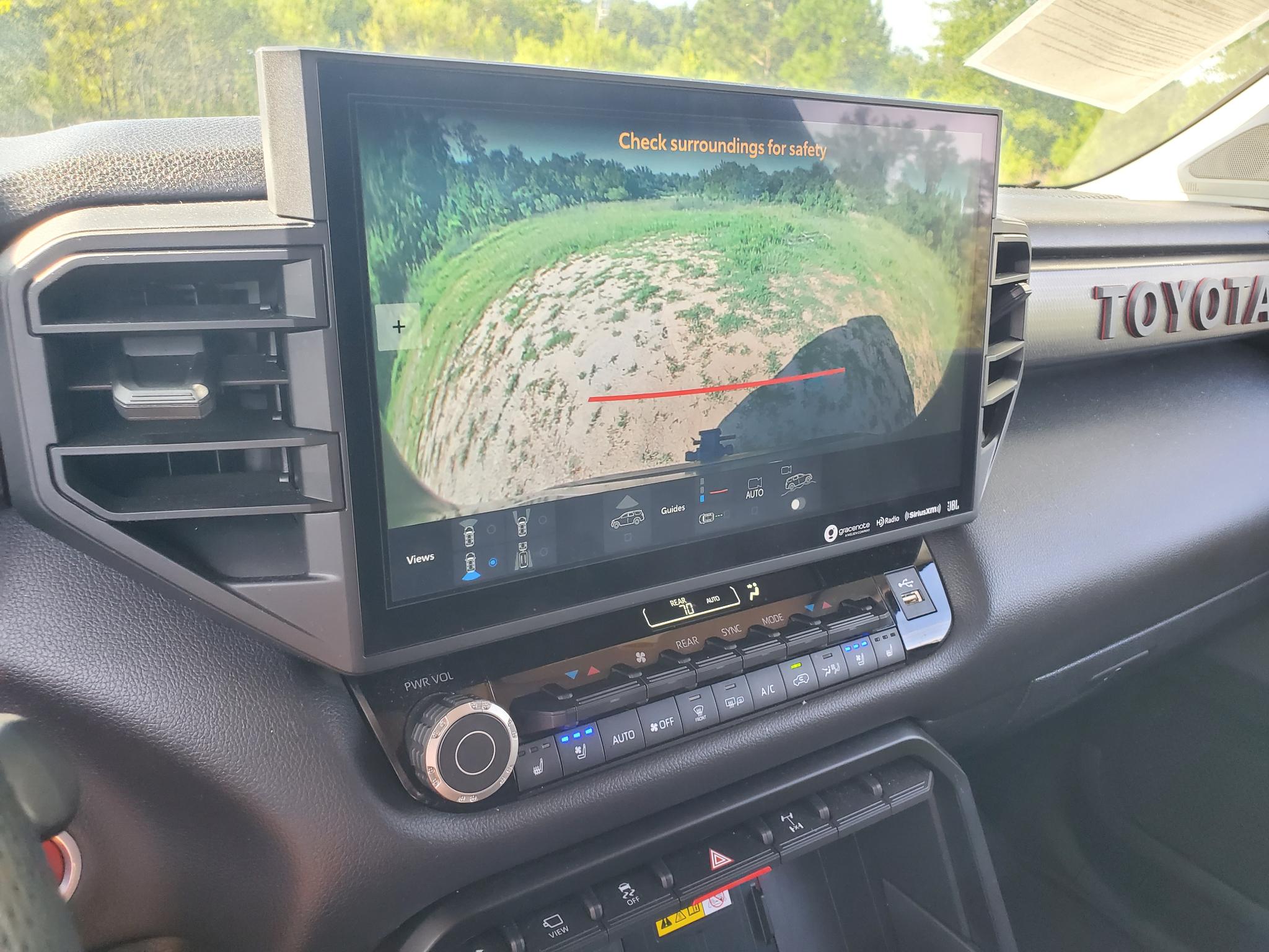 Toyota Sequoia  2023