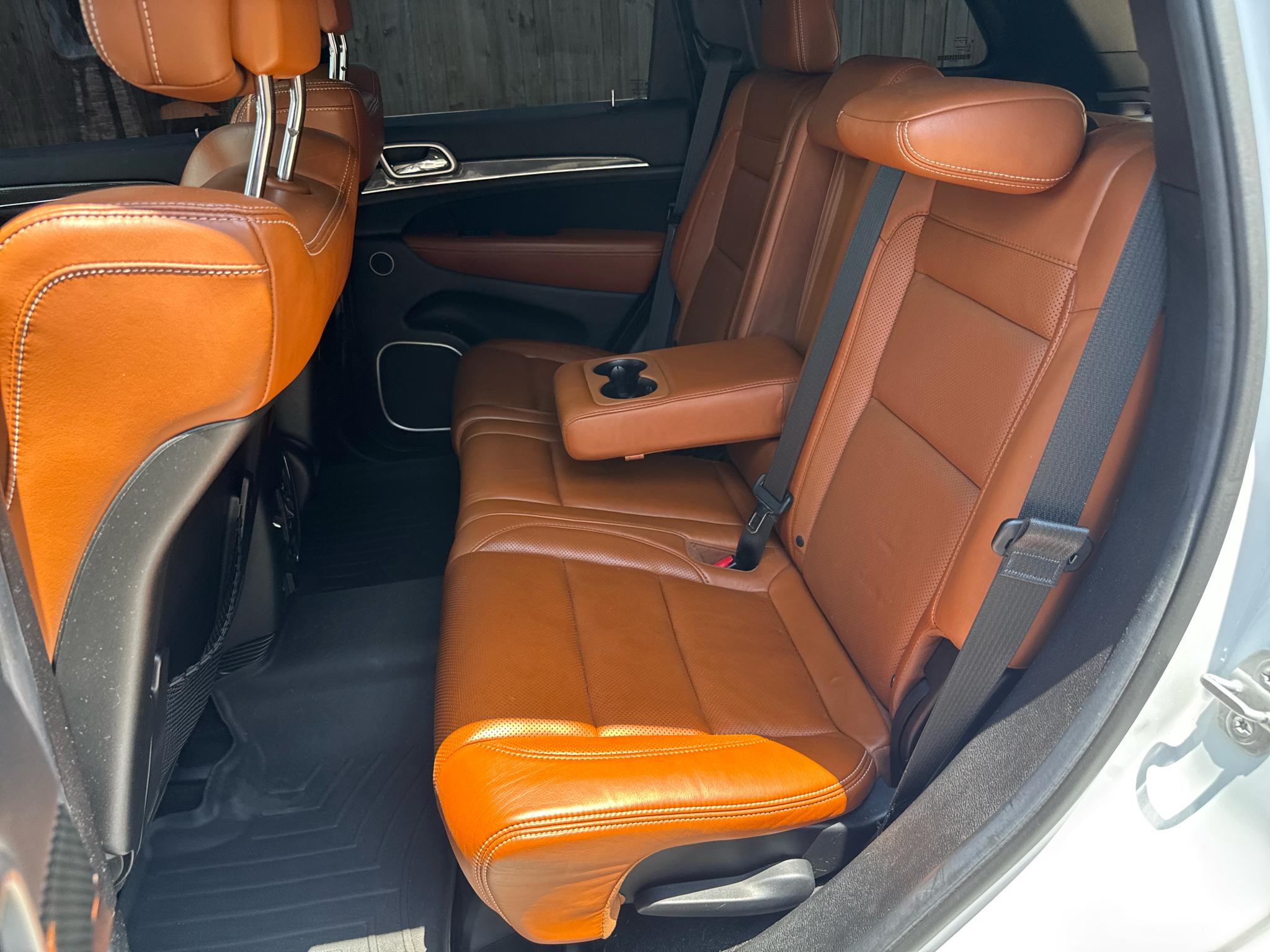 Jeep Grand Cherokee 4WD 4dr SRT8 2014