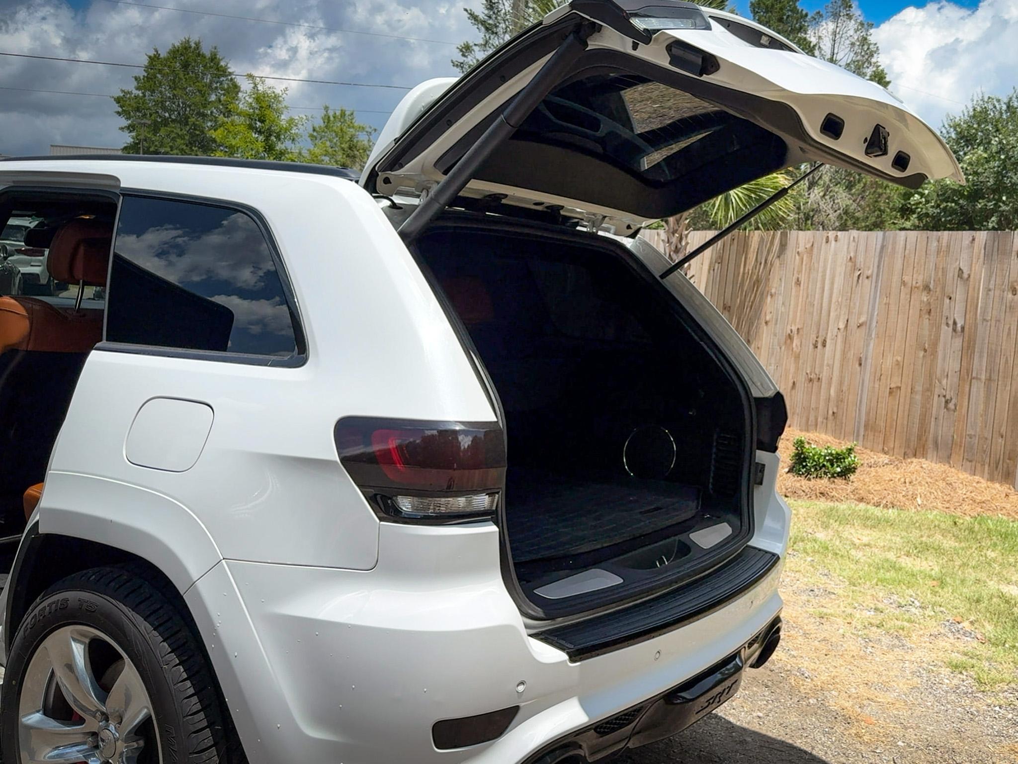 Jeep Grand Cherokee 4WD 4dr SRT8 2014
