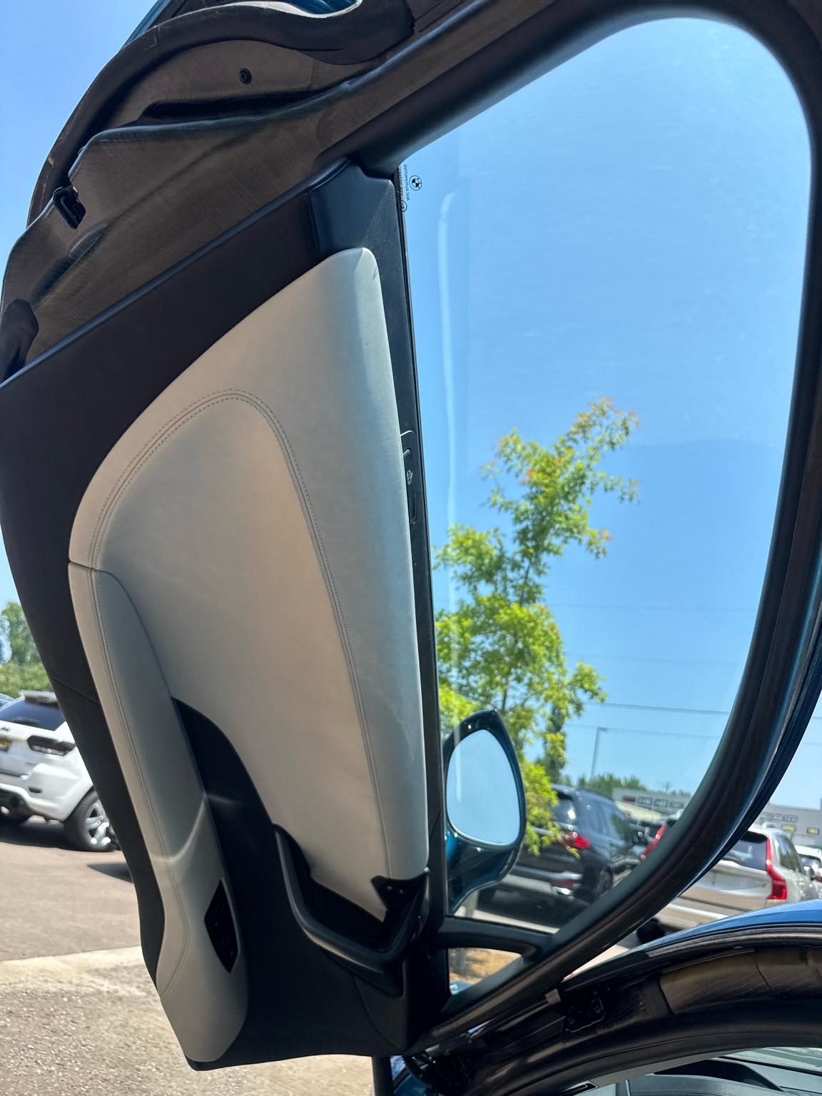 BMW i8  2016