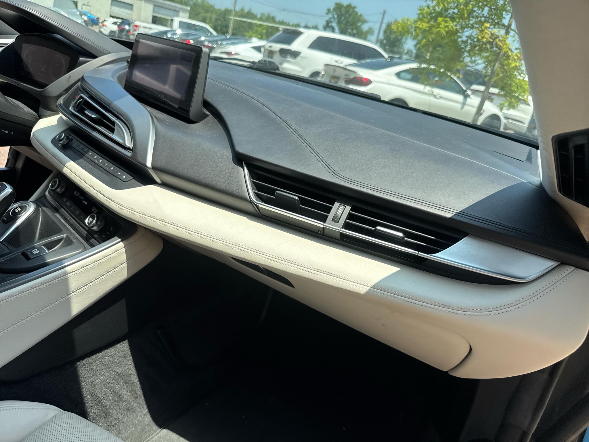 BMW i8  2016