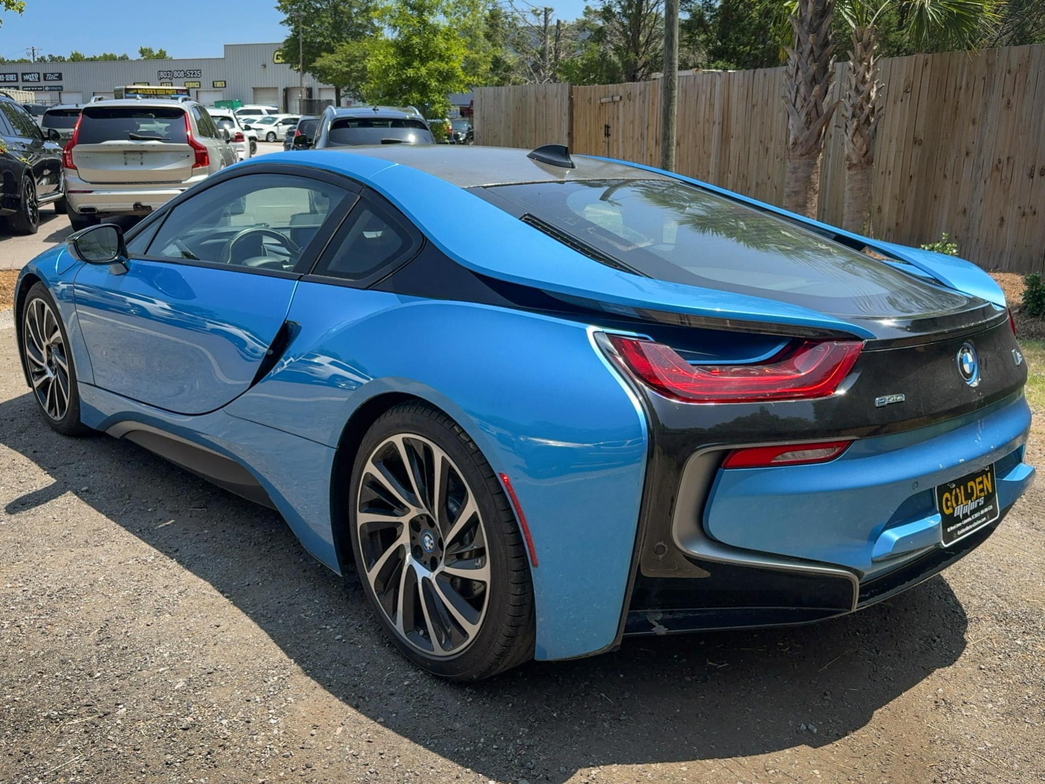 BMW i8  2016
