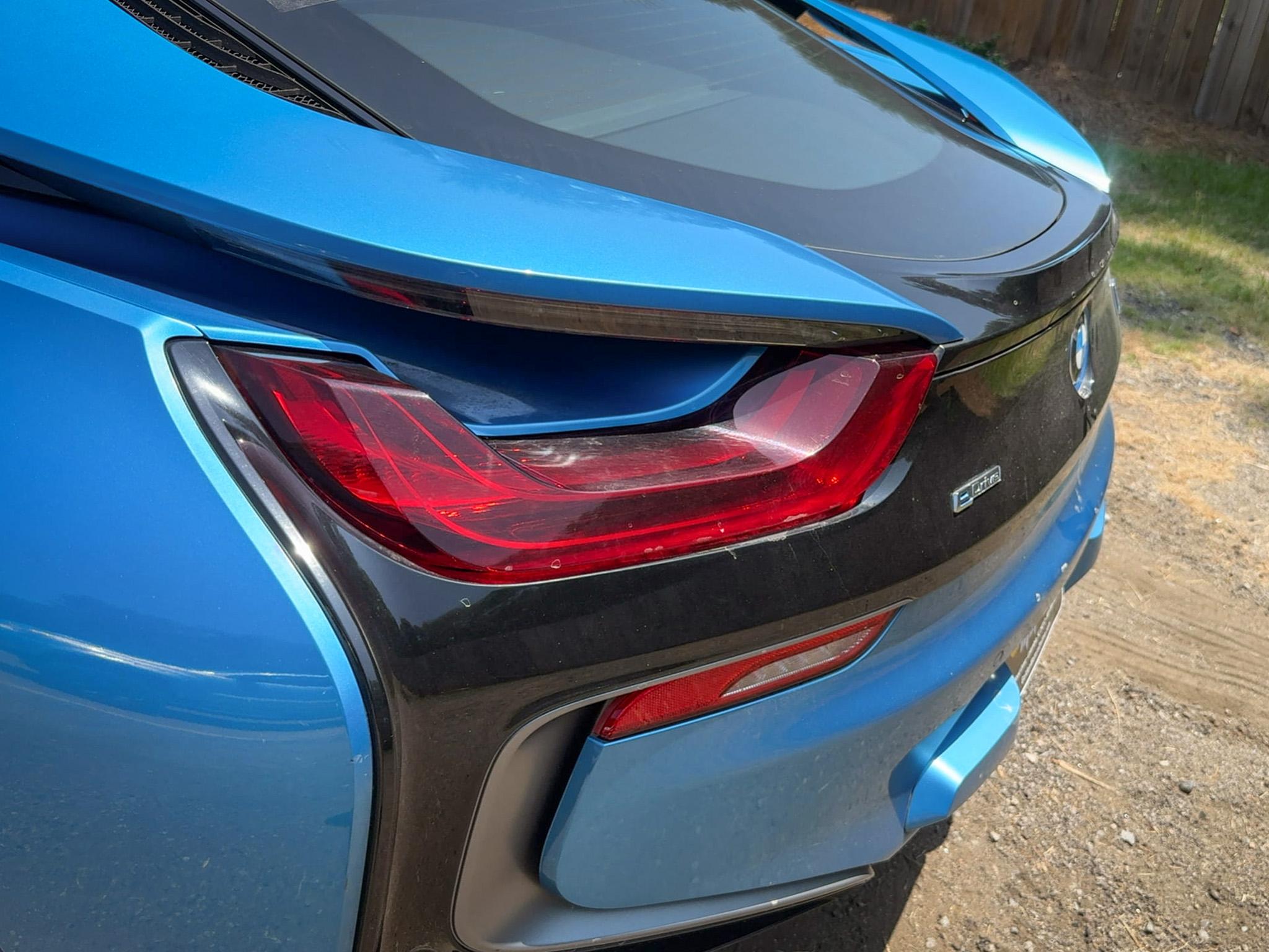 BMW i8  2016