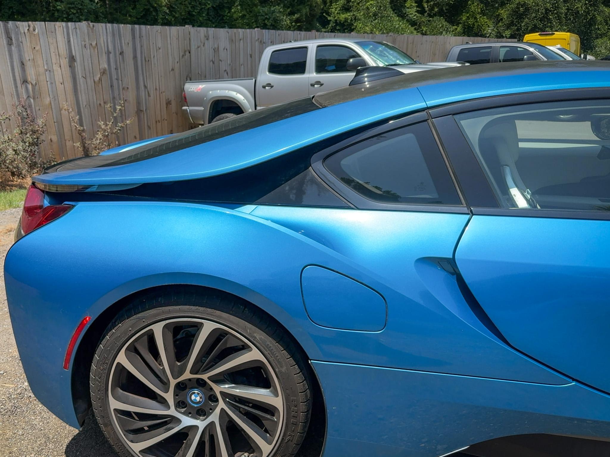 BMW i8  2016