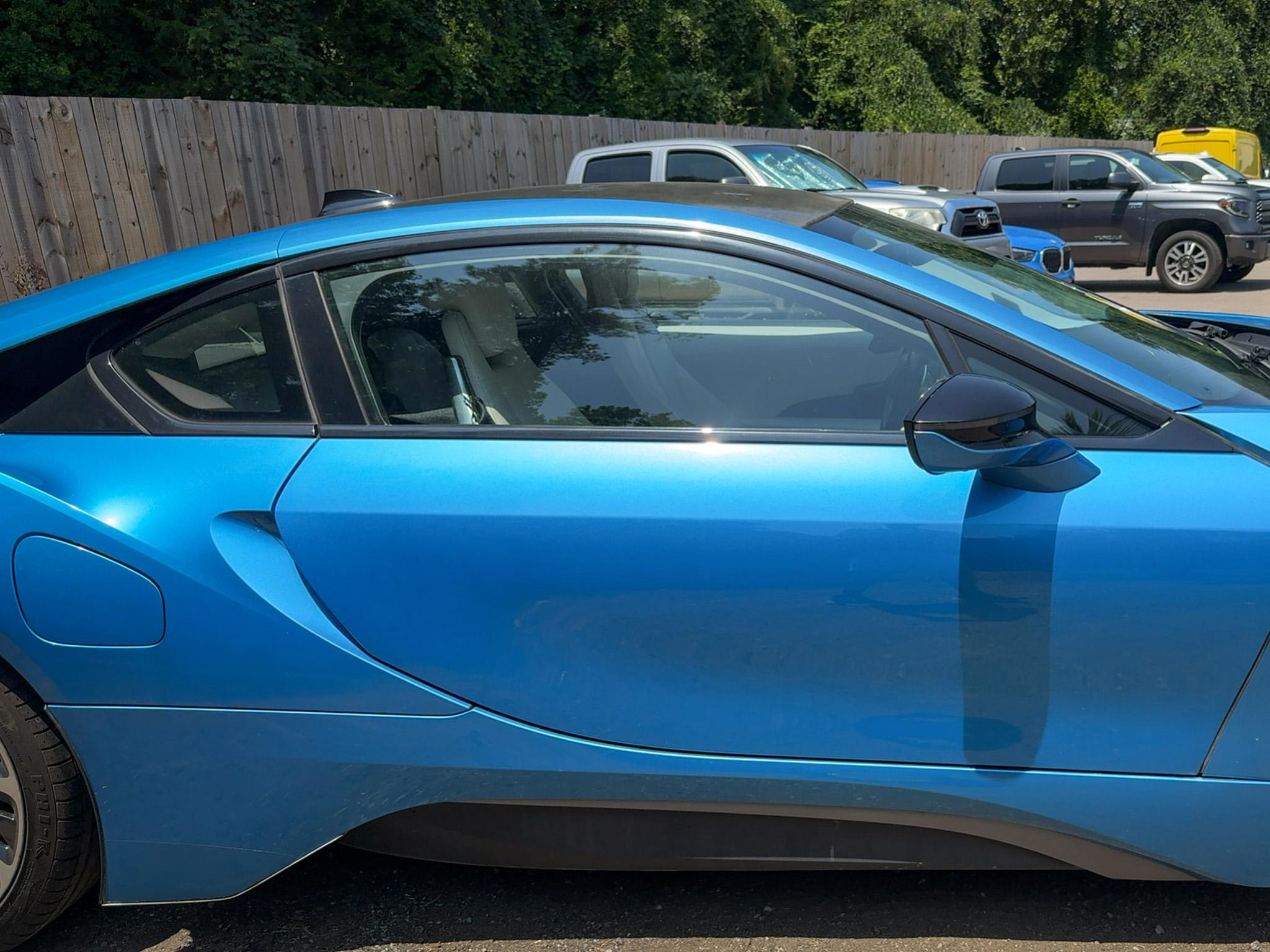 BMW i8  2016