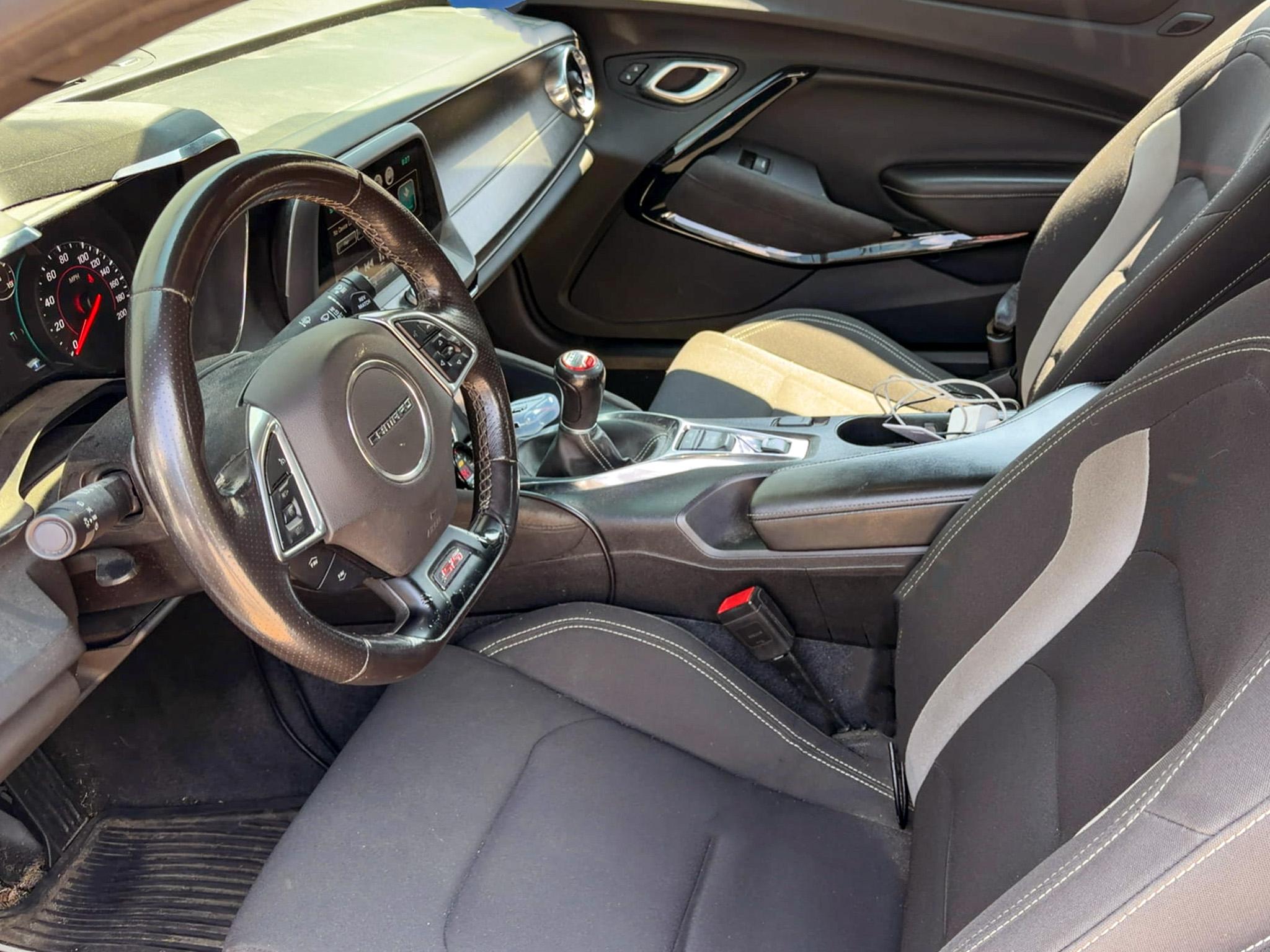 Chevrolet Camaro 2dr Cpe 1SS 2018