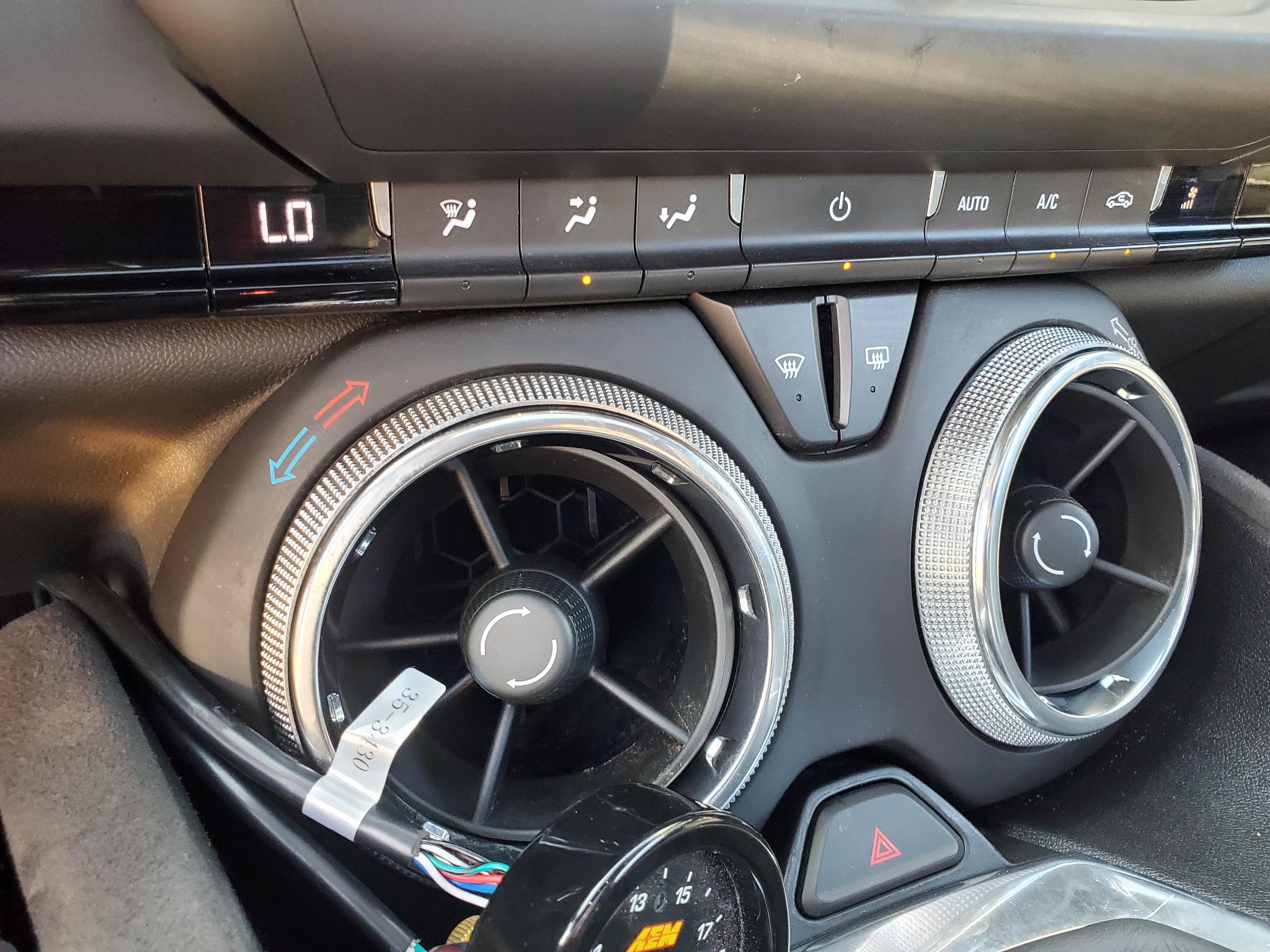 Chevrolet Camaro 2dr Cpe 1SS 2018
