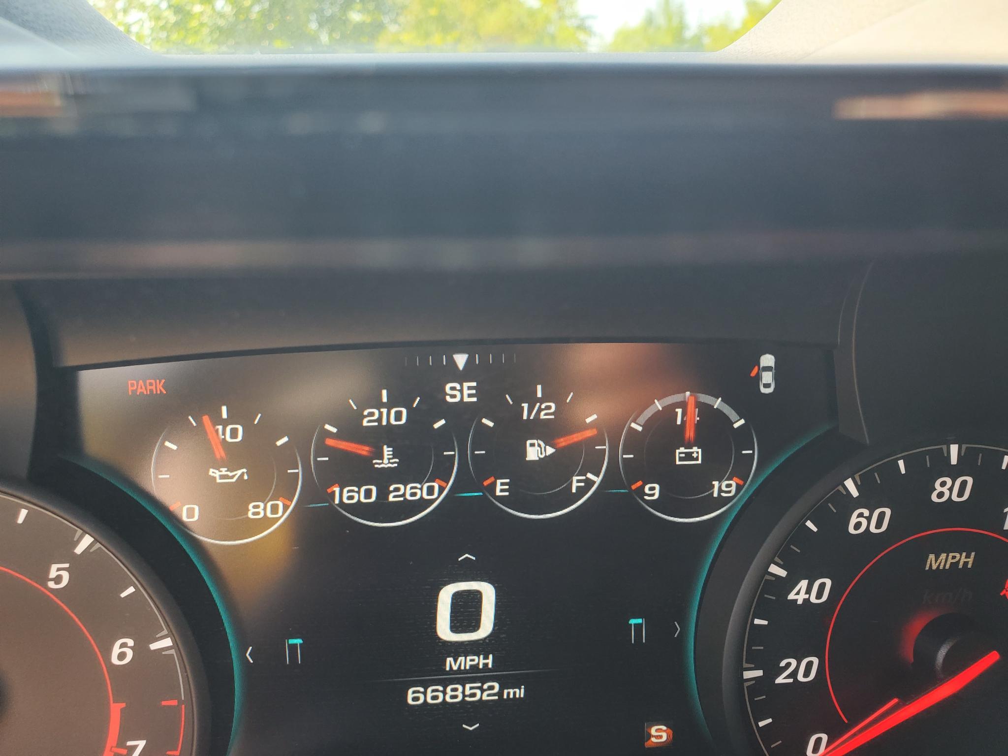 Chevrolet Camaro 2dr Cpe 1SS 2018