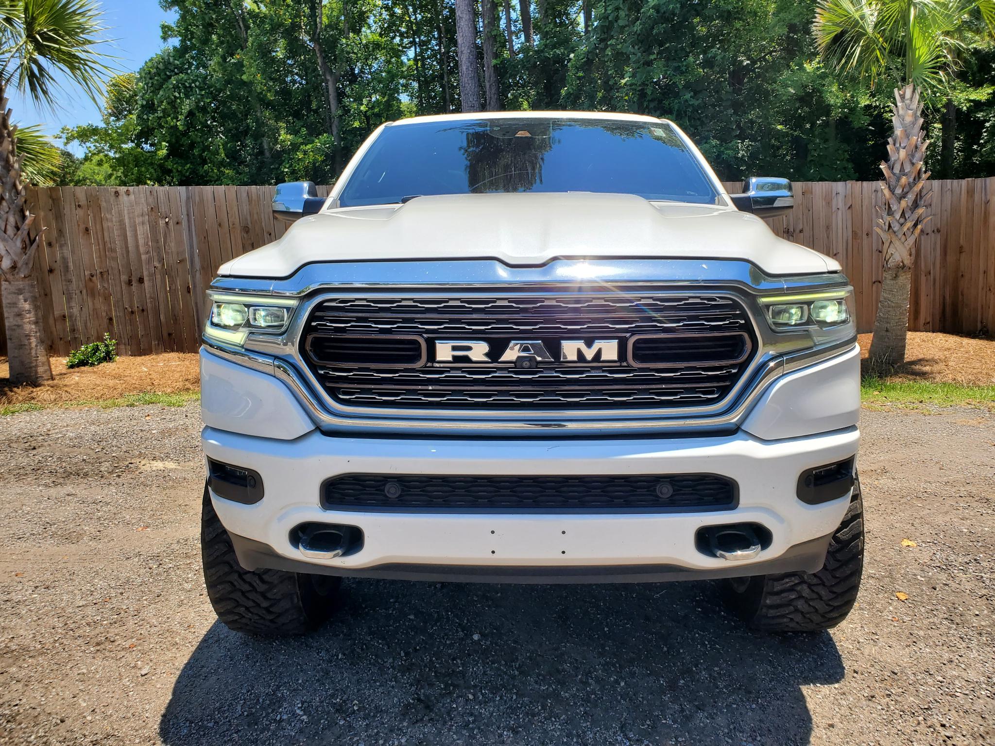 RAM 1500 Limited 4x4 Crew Cab 5'7" Box 2020