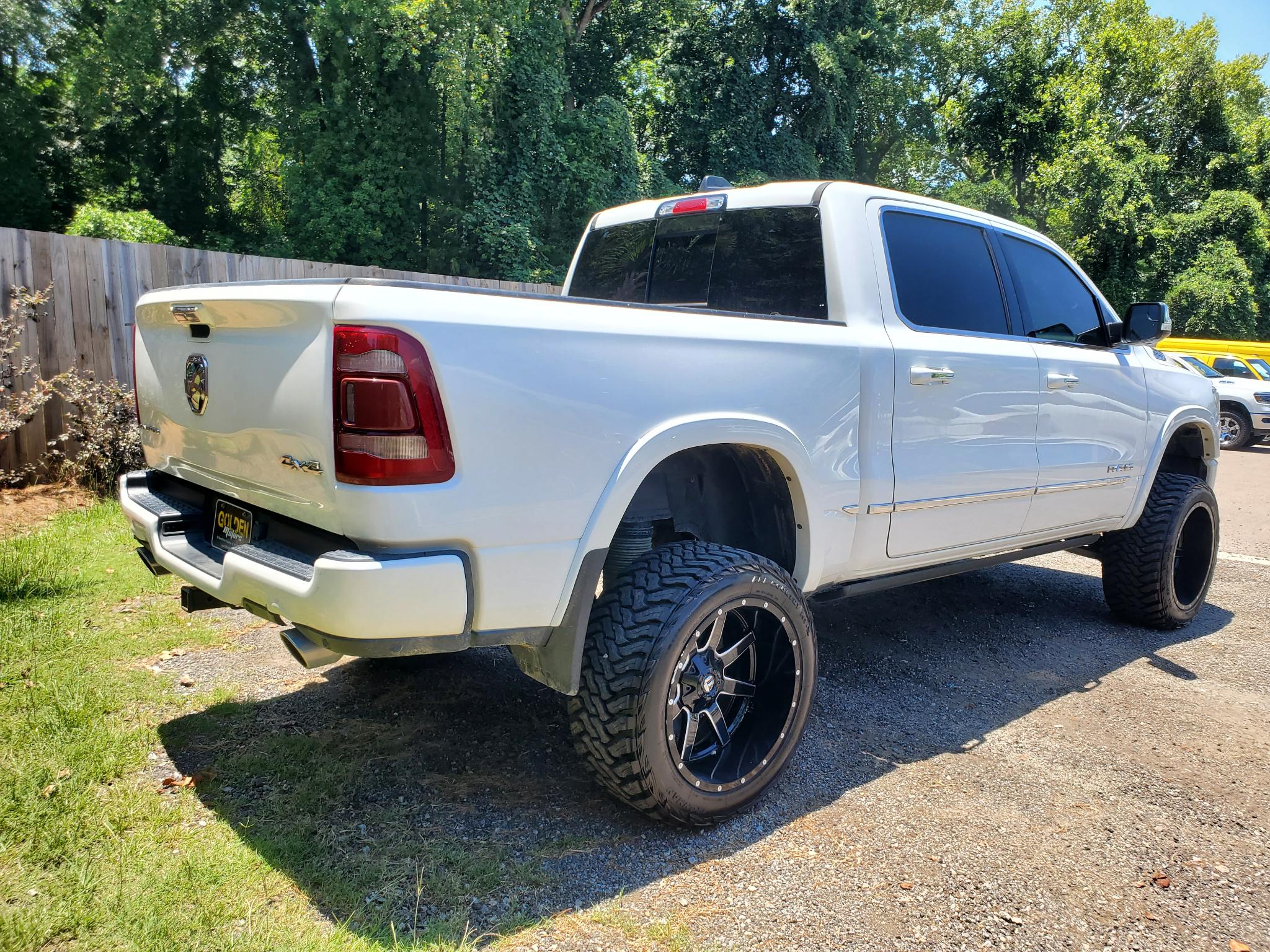 RAM 1500 Limited 4x4 Crew Cab 5'7" Box 2020